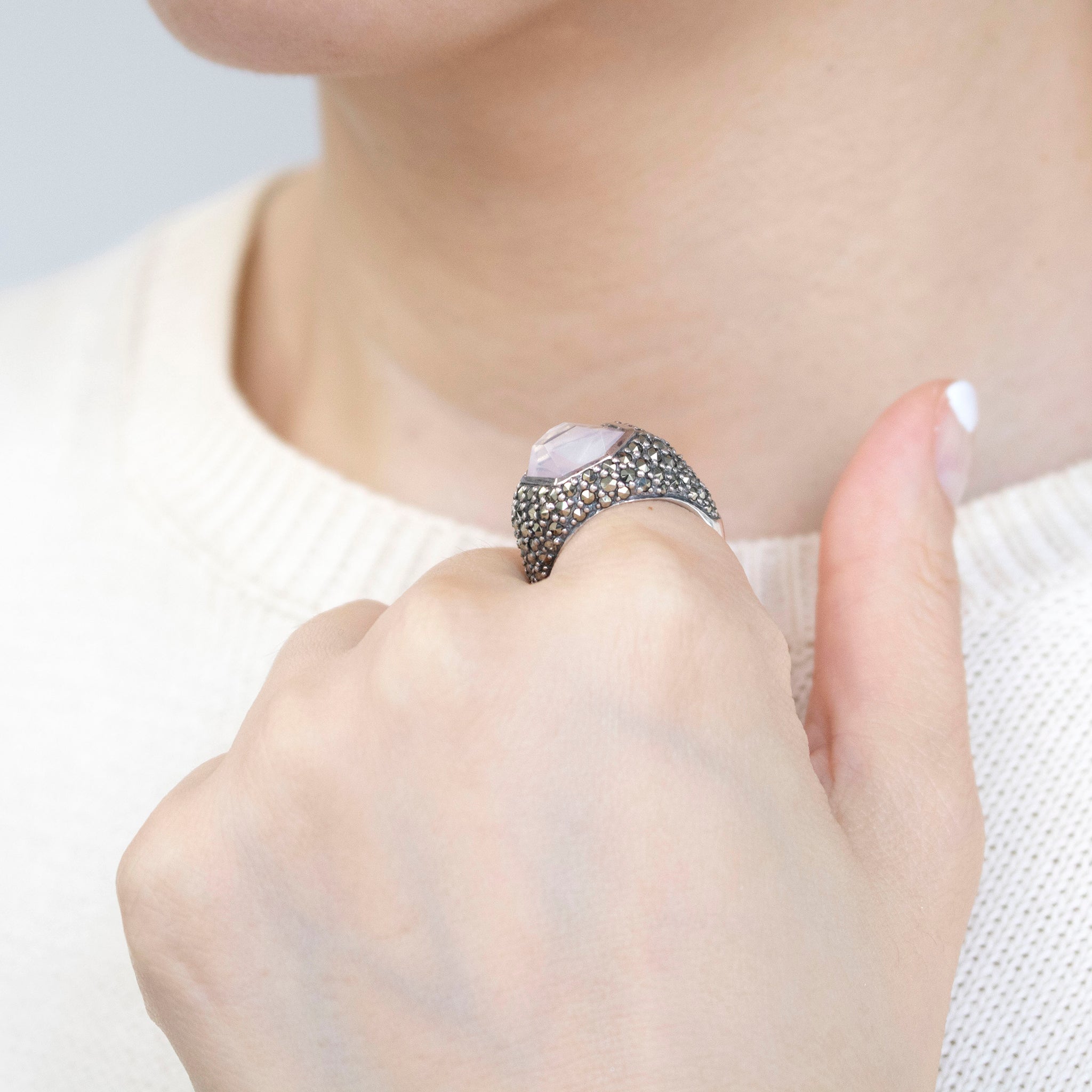 ローズクォーツ/マルカジット シルバーリング(2.8カラット)《25V02702》