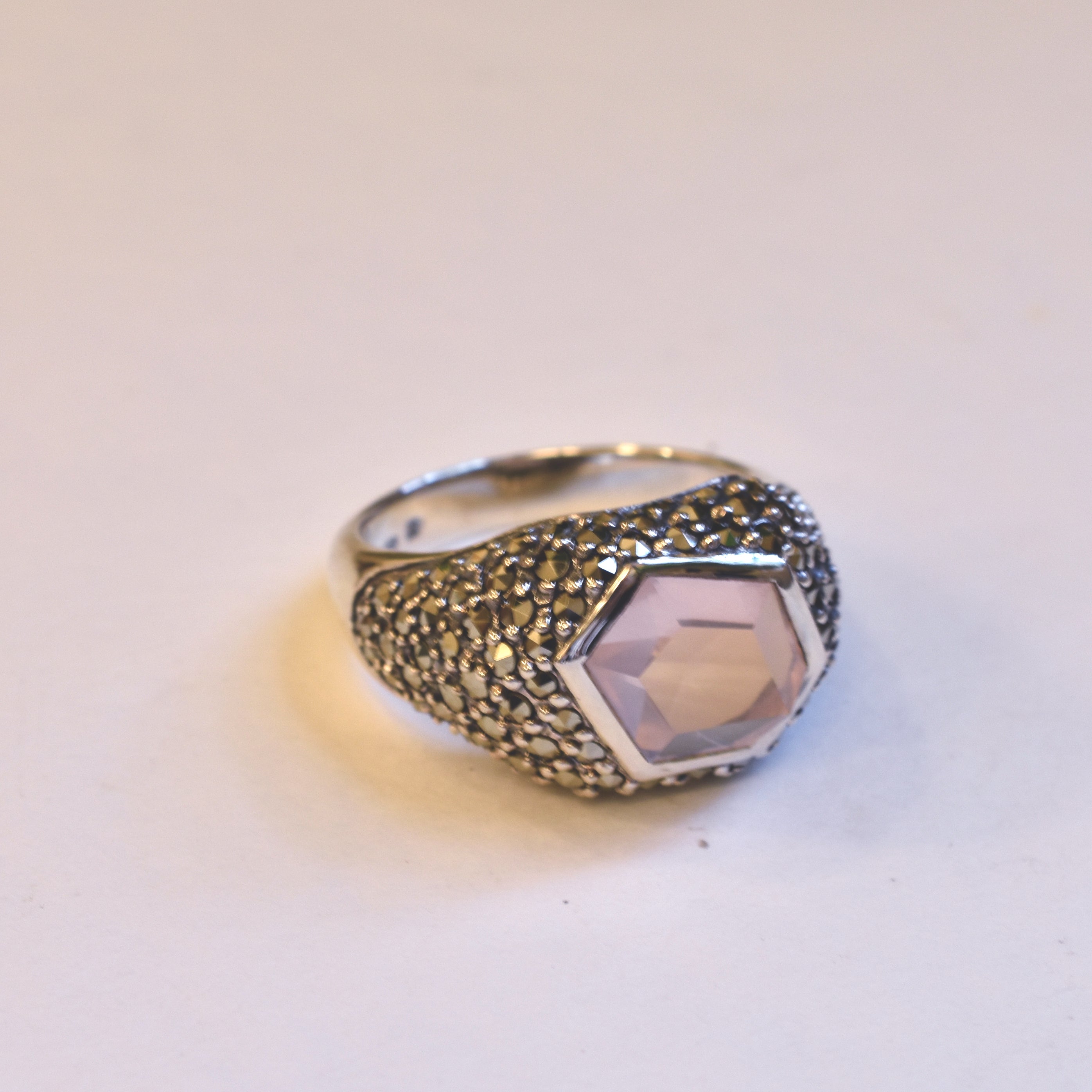 ローズクォーツ/マルカジット シルバーリング(2.8カラット)《25V02702》