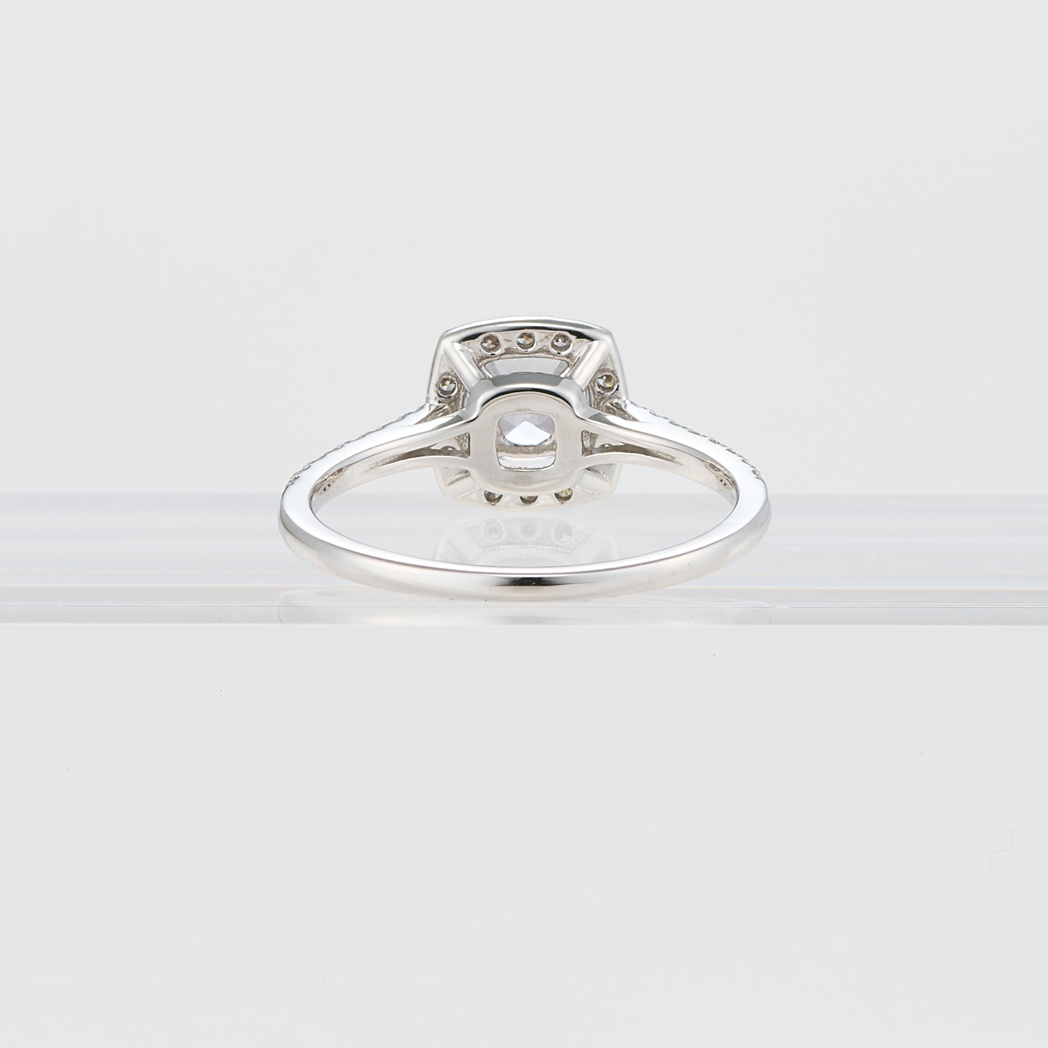 スピネル/ダイヤモンド プラチナリング(8月誕生石)《25V03001》