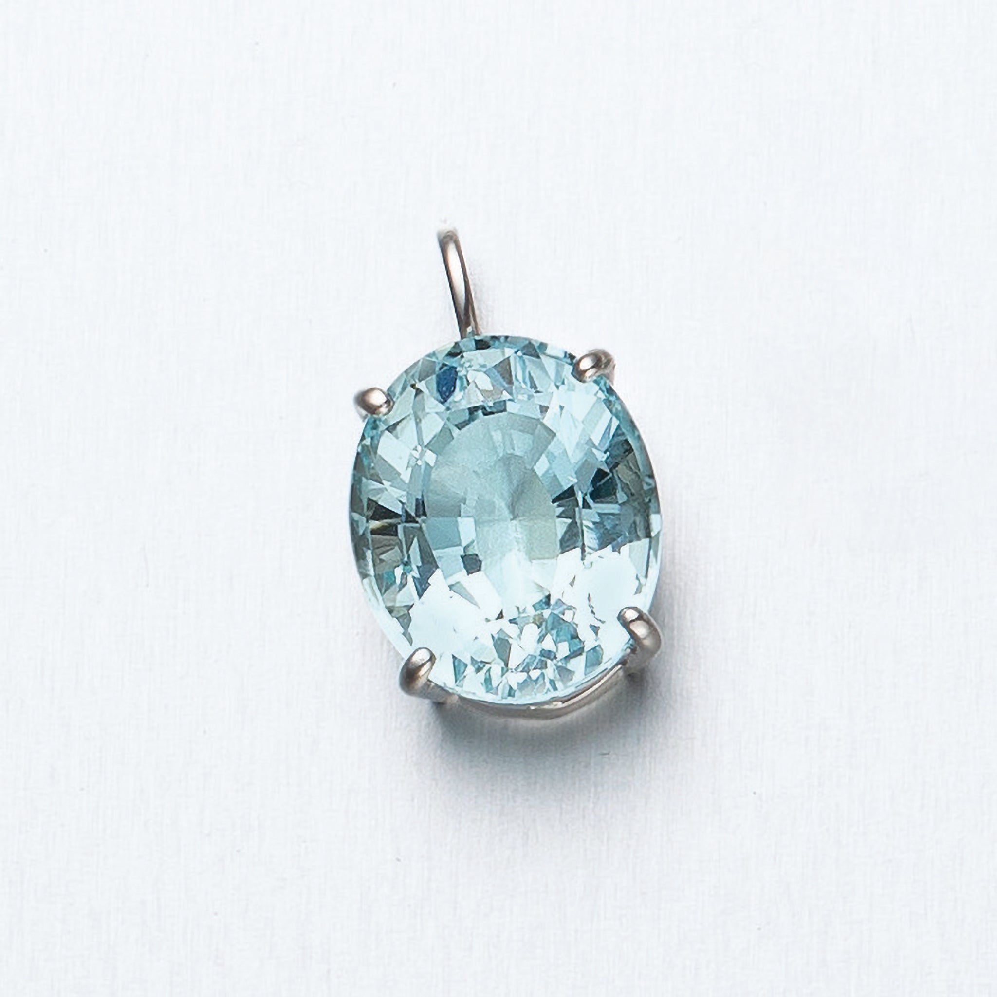 25V03104.jpg?v=1761533209&