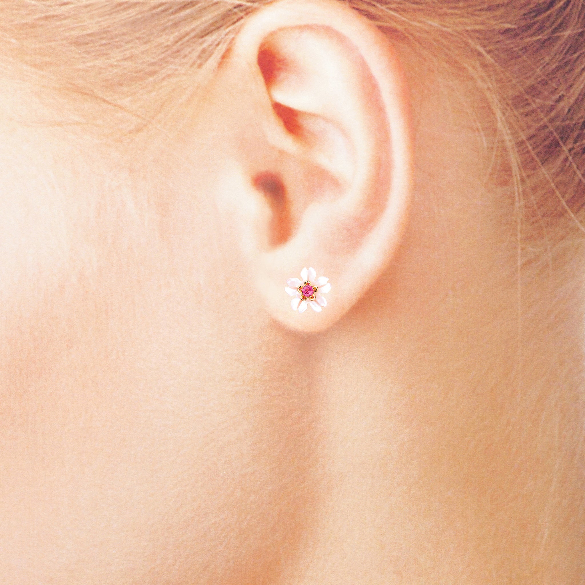 ピンクシェル/ピンクトルマリン K18ピアス(フラワーモチーフ/2Way)《25V03208》