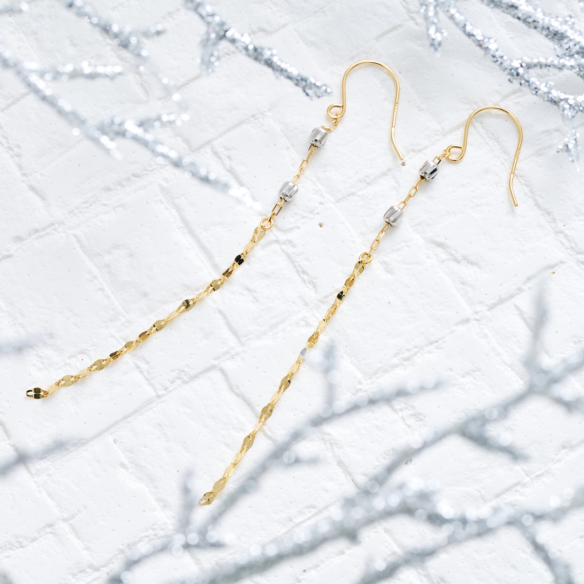 K18/プラチナピアス(コンビカラー)《25V03209》