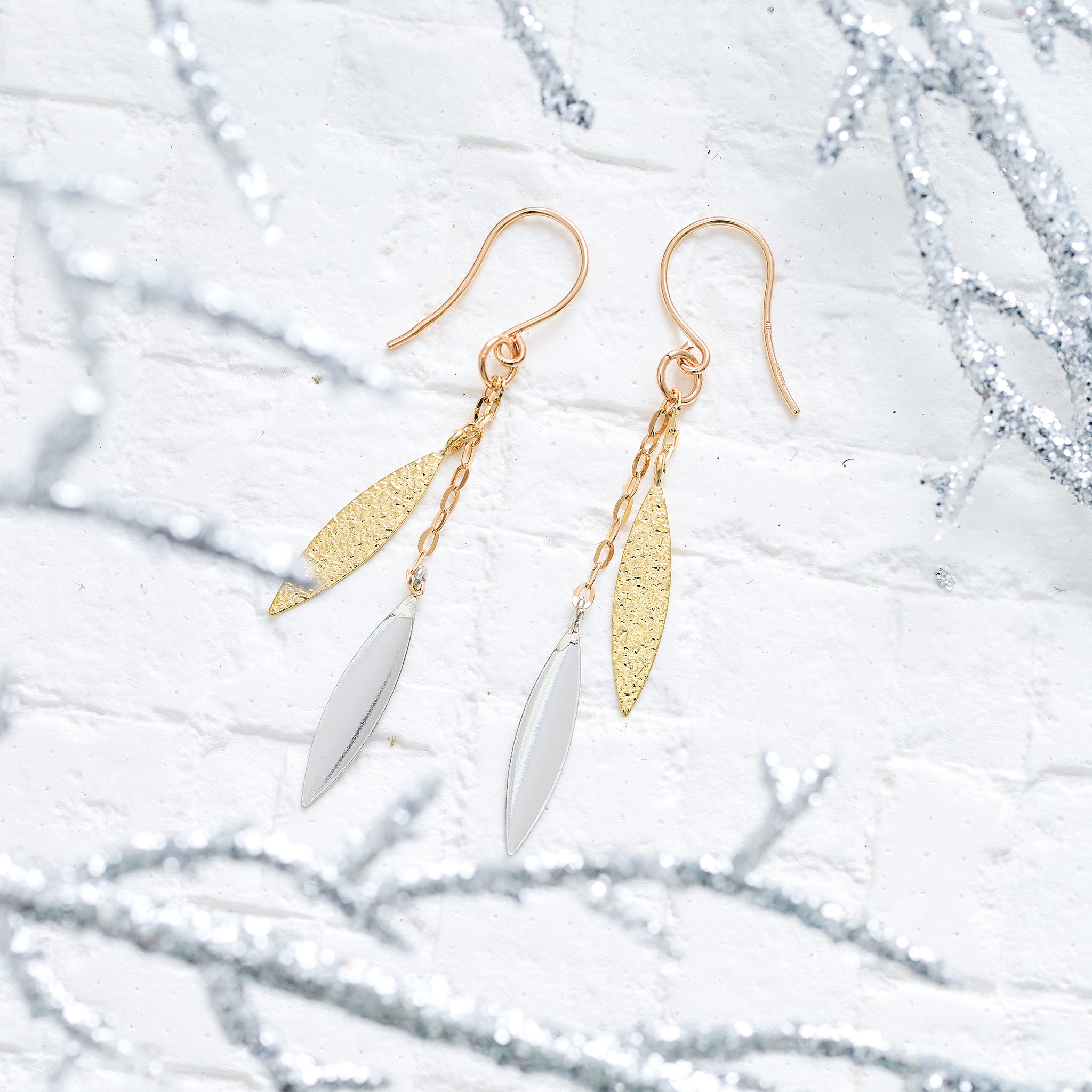 K18/プラチナピアス(スリーカラー)《25V03212》