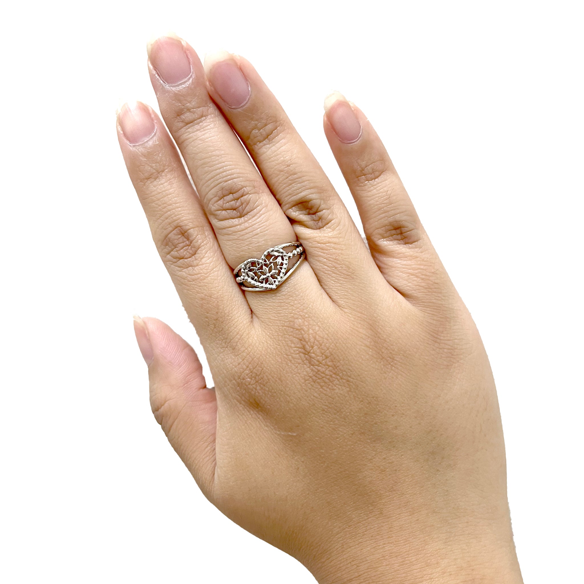 プラチナリング(ハートモチーフ)《25V03306》