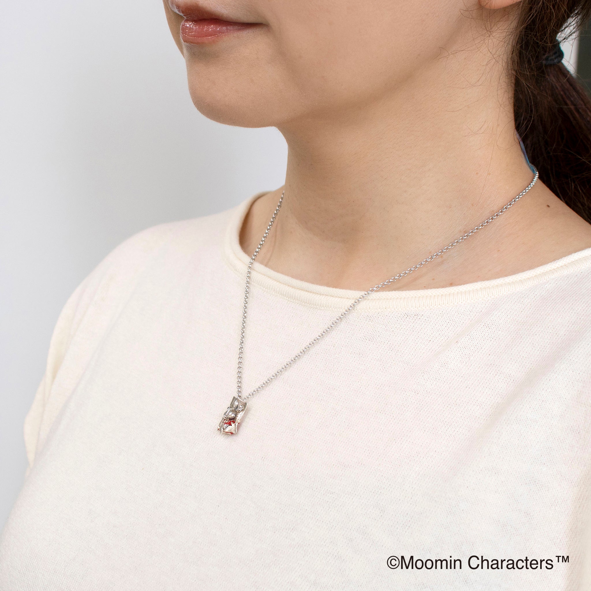 エナメル/ホワイトトパーズ シルバーネックレス(MOOMIN(ムーミン))《25V03603》