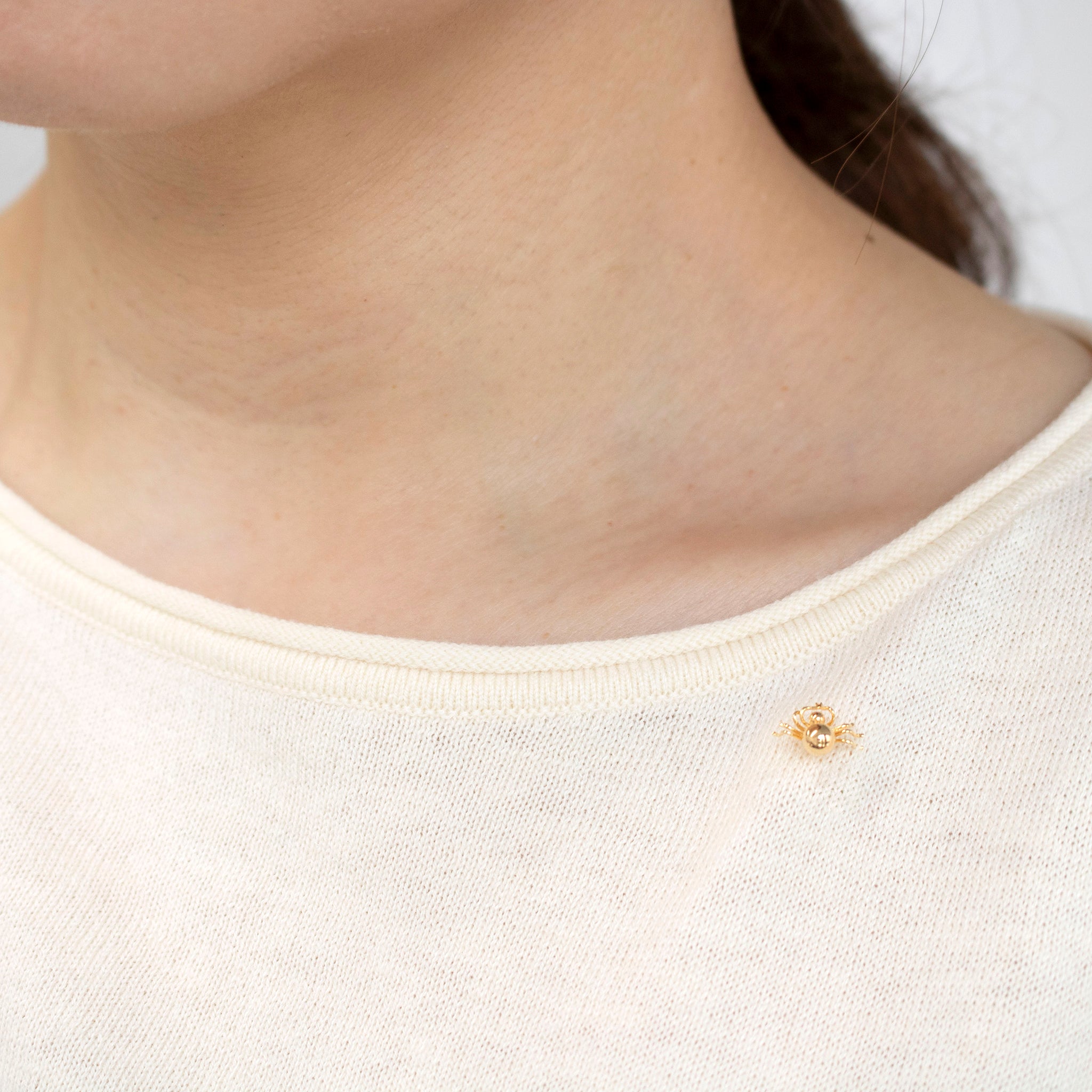 K18ブローチ(クモモチーフ)《25V03607》