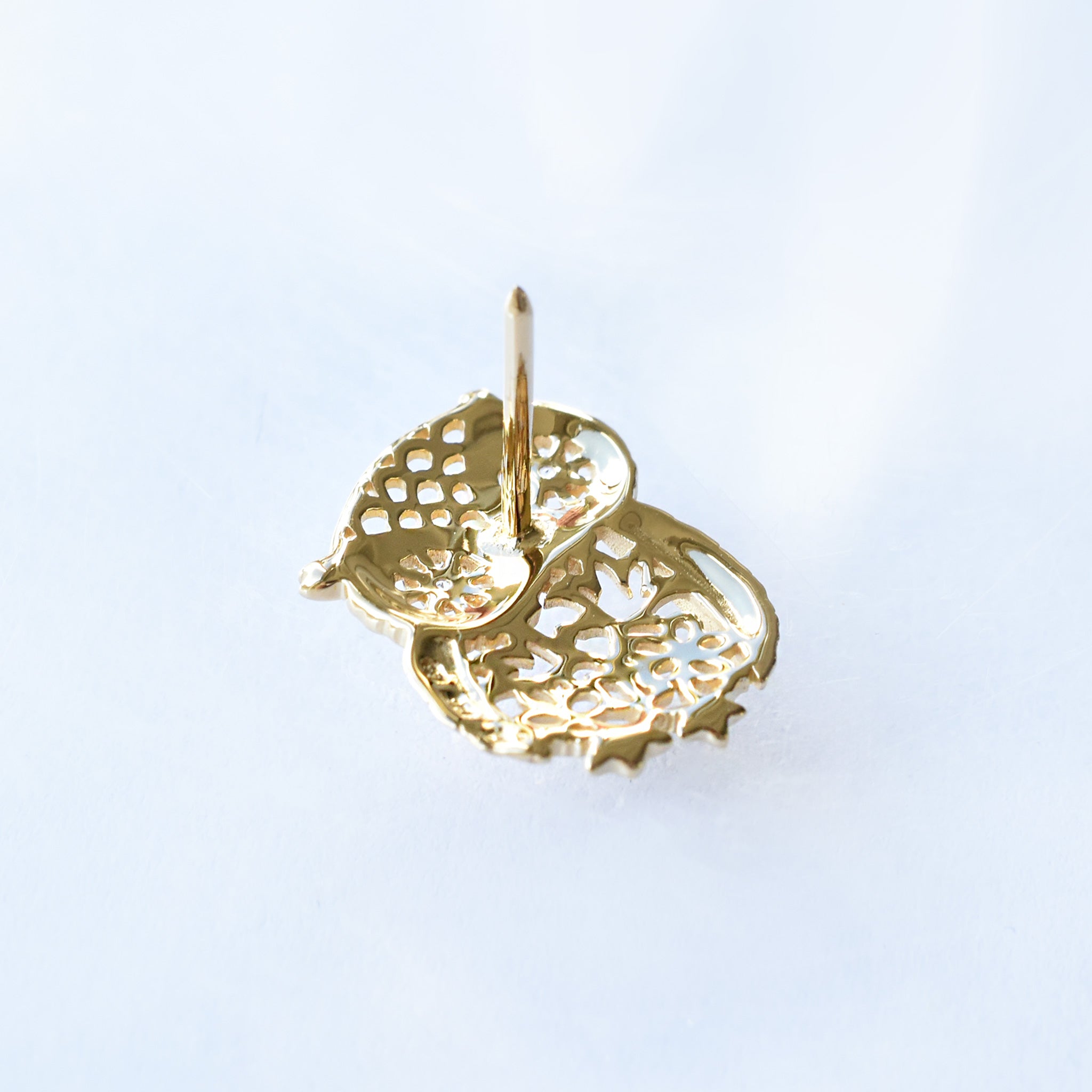 ホワイトトパーズ シルバーブローチ(11月誕生石)《25V03608》