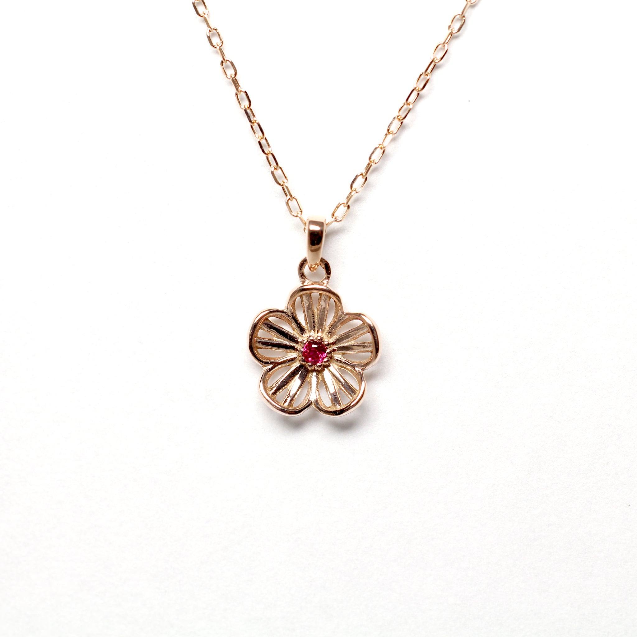 ルビー K10ネックレス(梅の花モチーフ/7月誕生石)《25V03705》