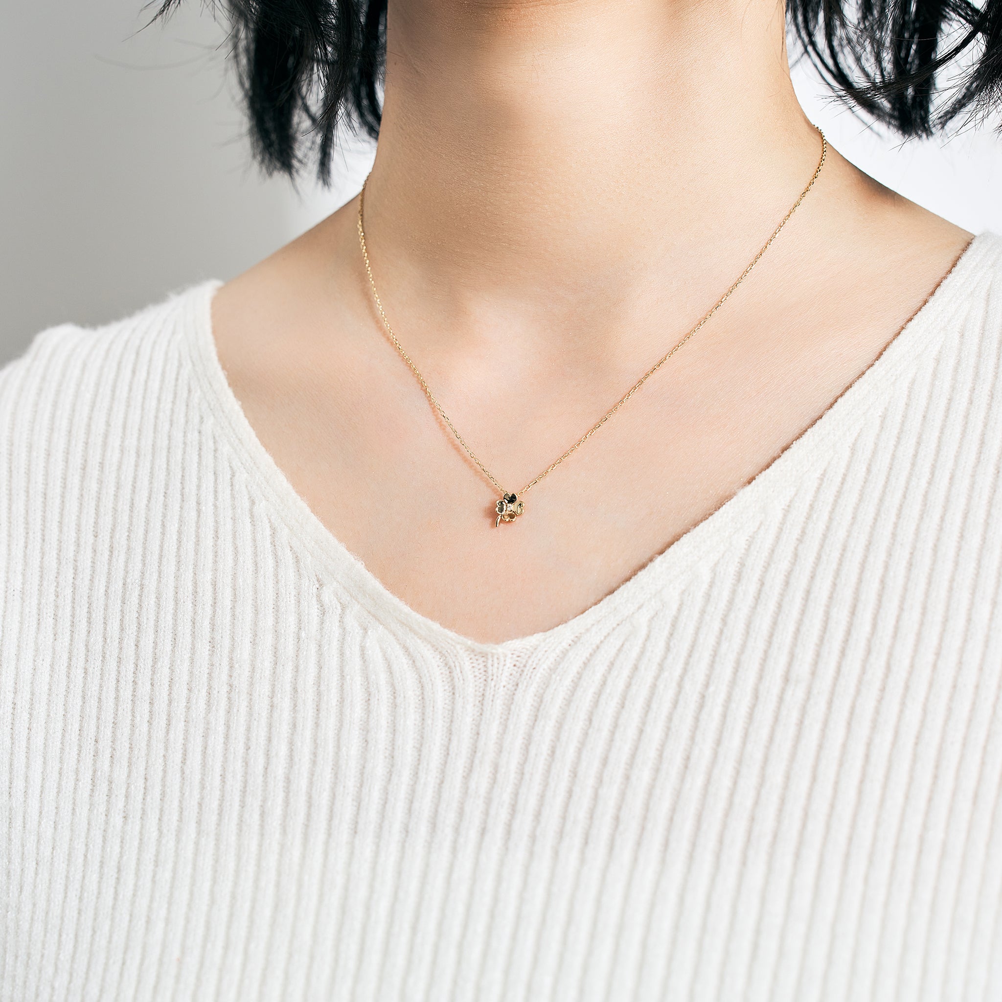 ダイヤモンド K10ネックレス(クローバーモチーフ/4月誕生石)《25V03709》