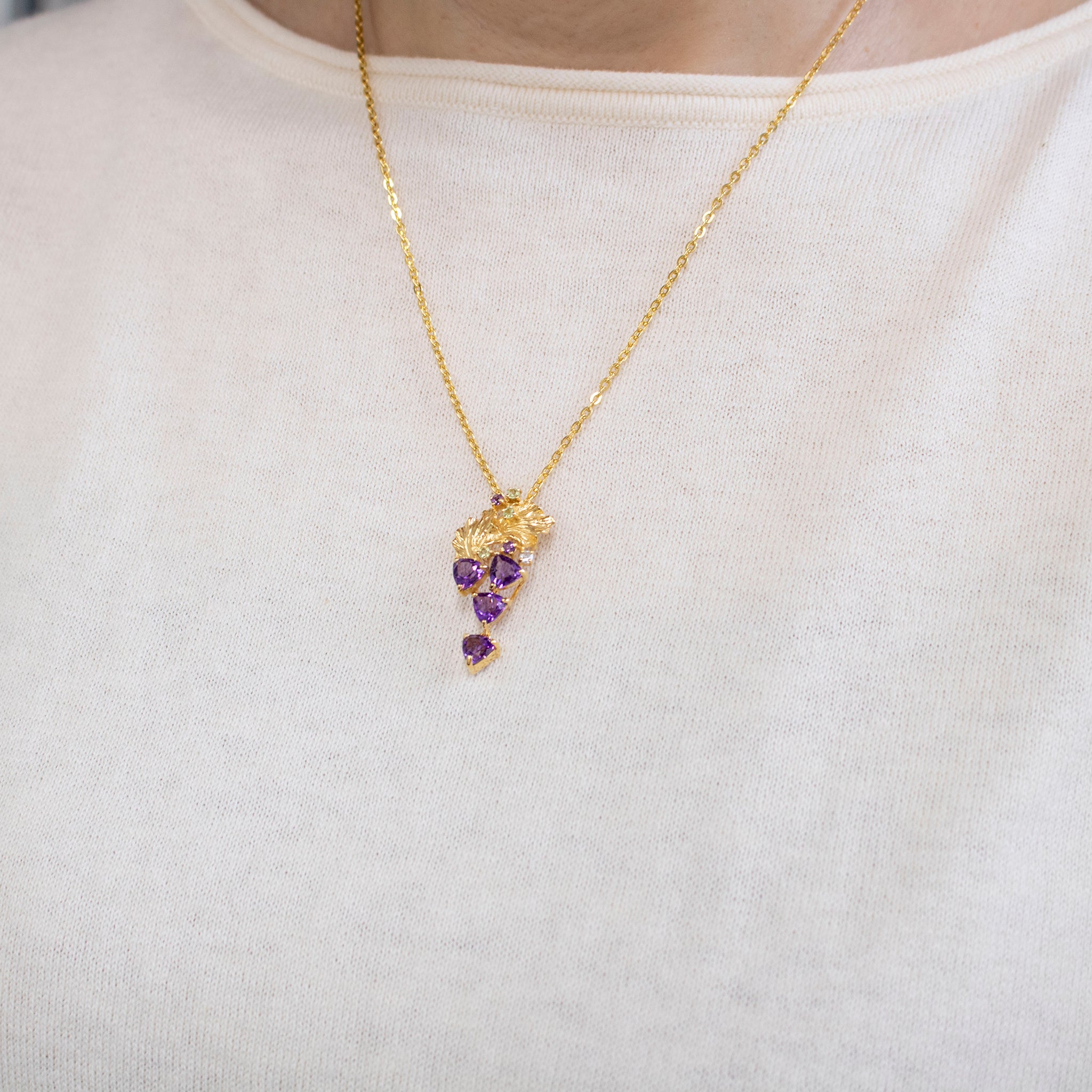 アメシスト/ペリドット シルバーネックレス(ブドウモチーフ)《25V03802》