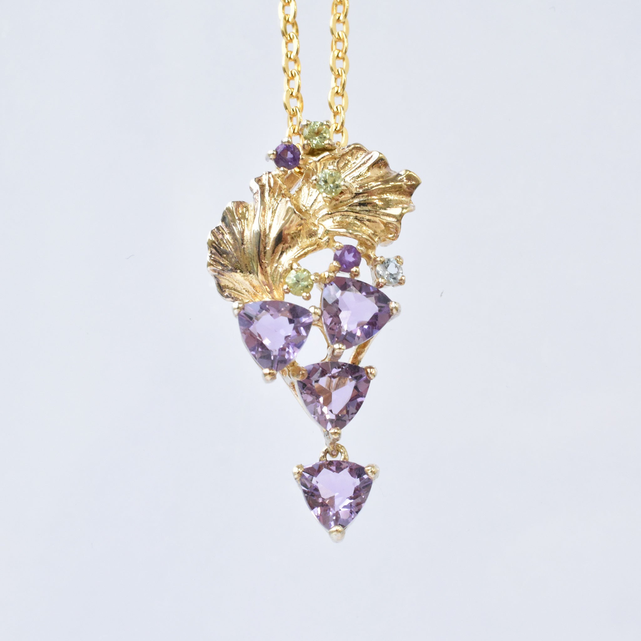 アメシスト/ペリドット シルバーネックレス(ブドウモチーフ)《25V03802》