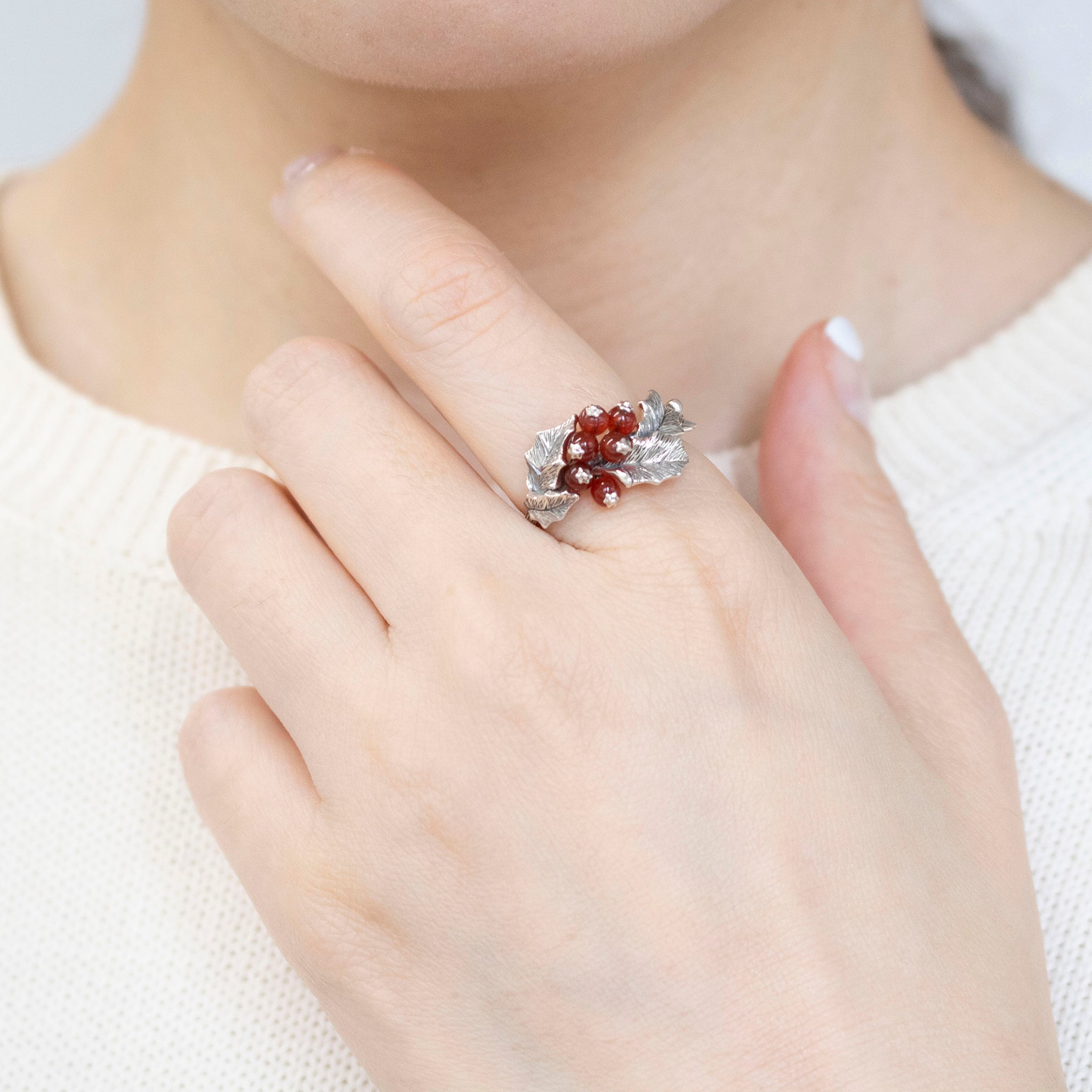 カーネリアン シルバーリング(木の実モチーフ)《25V03805》