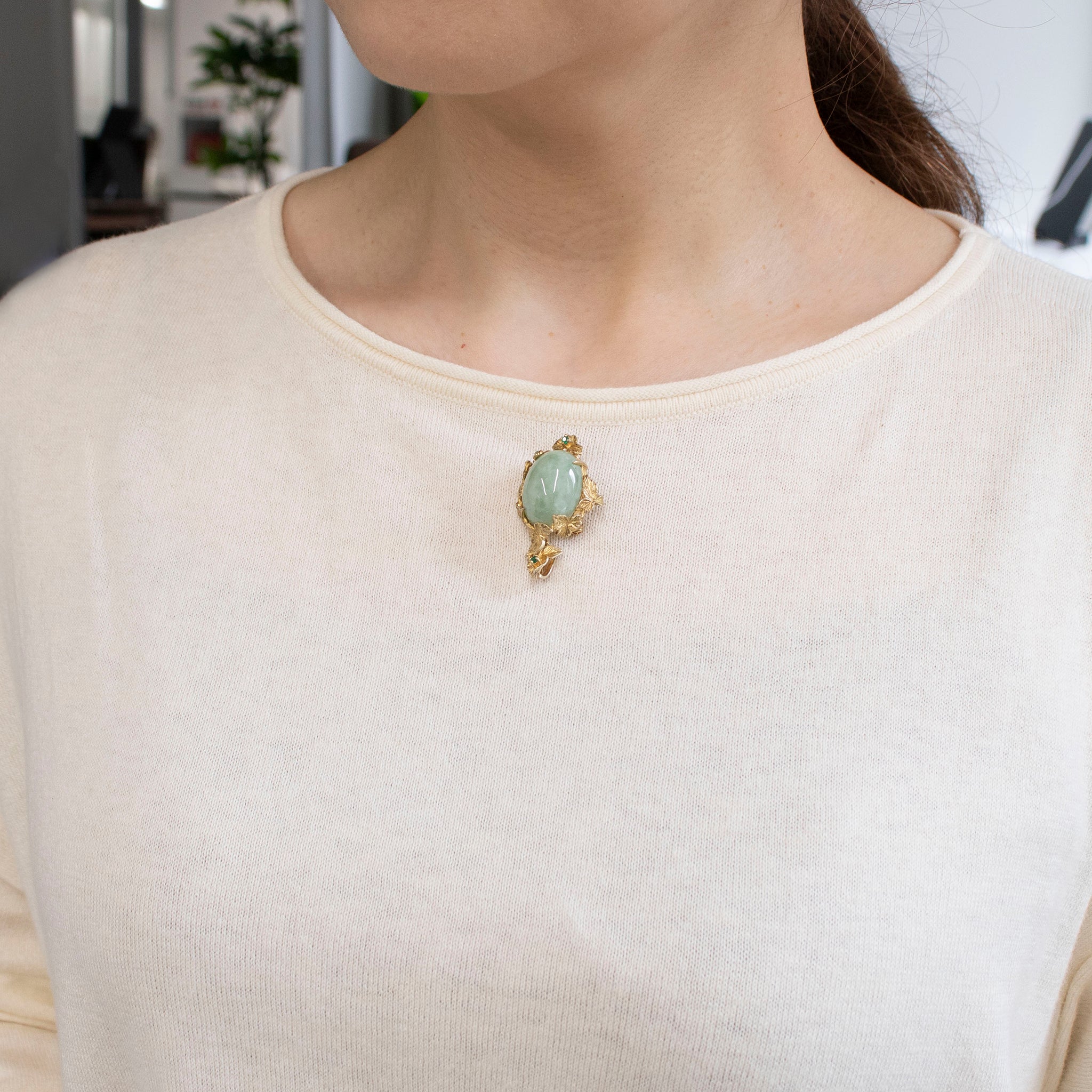 ヒスイ/グリーンカルセドニー シルバーブローチ兼ペンダントトップ《25V03809》