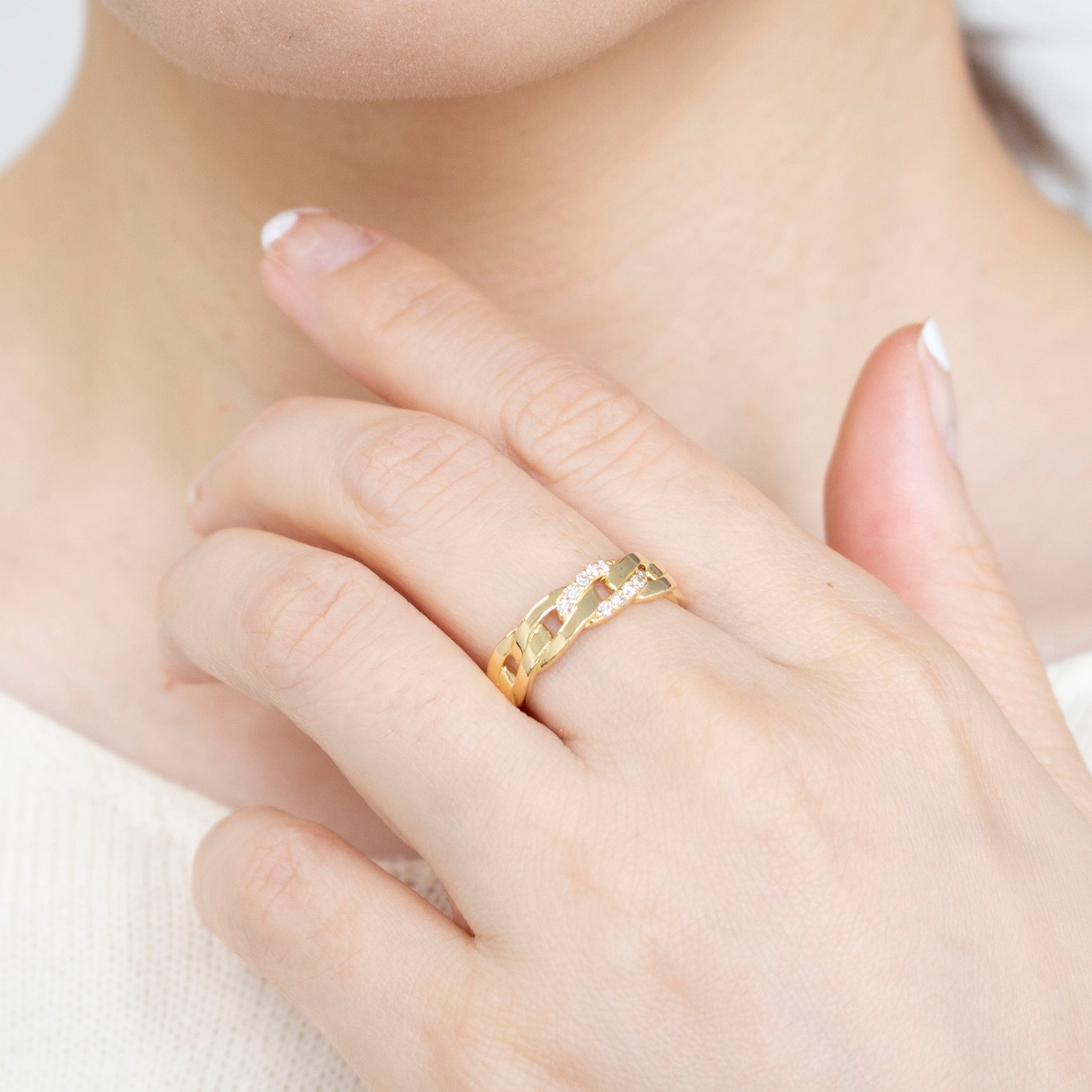 ダイヤモンド K18リング(チェーンモチーフ/4月誕生石/鑑別書付)《25V03903》