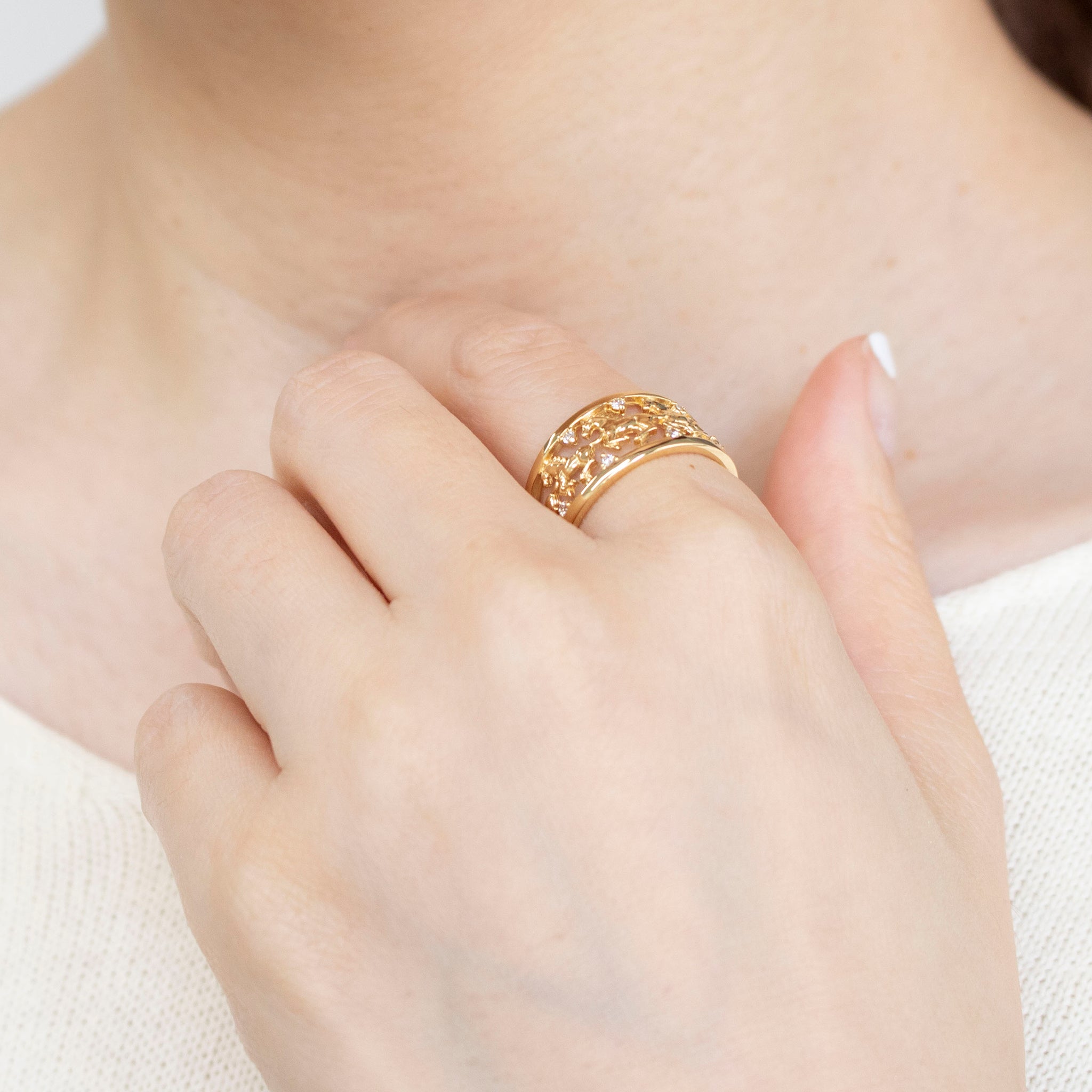 ダイヤモンド K18リング(馬モチーフ/馬九行久/うまくいく)《25V04201》