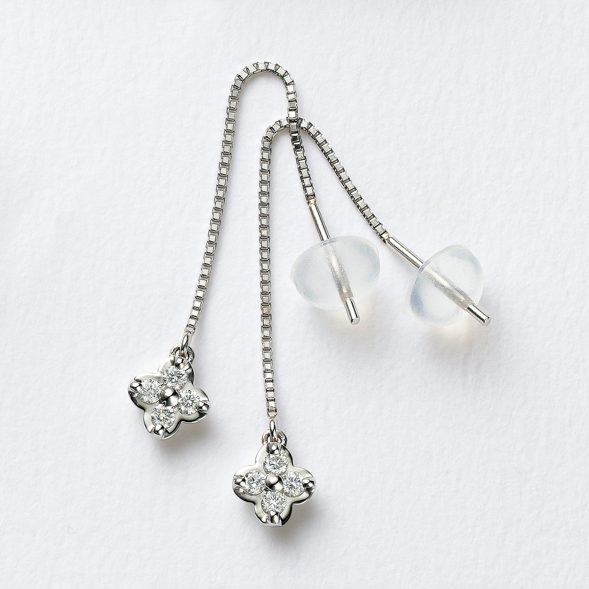 ダイヤモンド プラチナピアス(クローバーモチーフ/4月誕生石