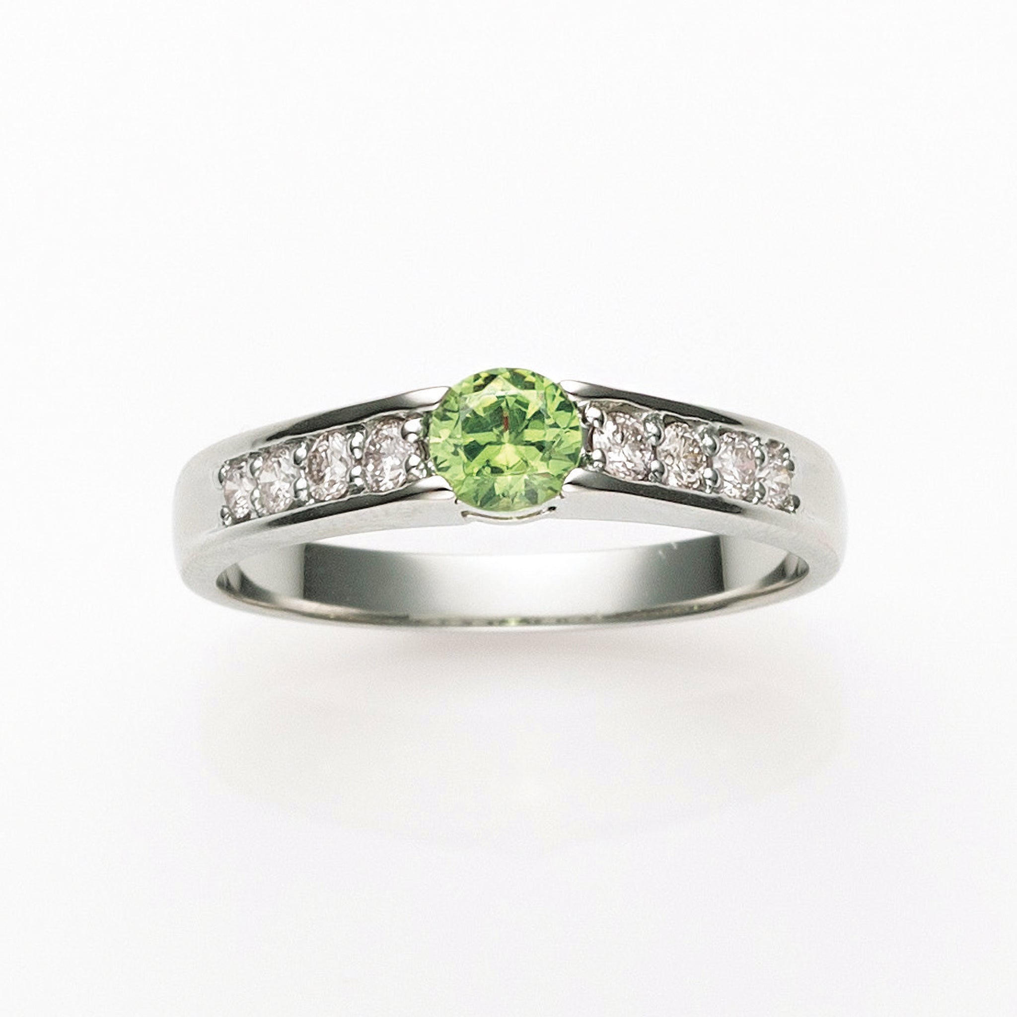 デマントイドガーネット/ダイヤモンド プラチナリング(1月誕生石/鑑別書付)《26A00703》