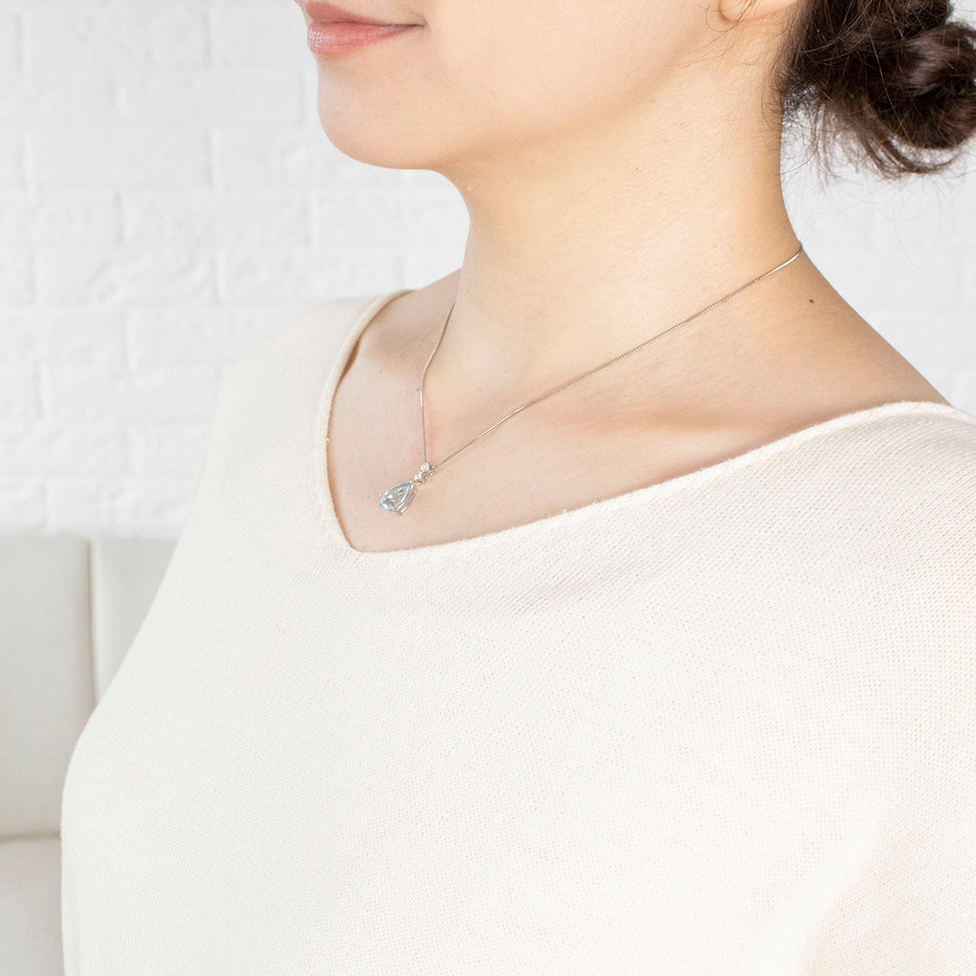 アクアマリン/ダイヤモンド プラチナネックレス(2.00カラット/ペアシェイプ/3月誕生石)《26A01104》