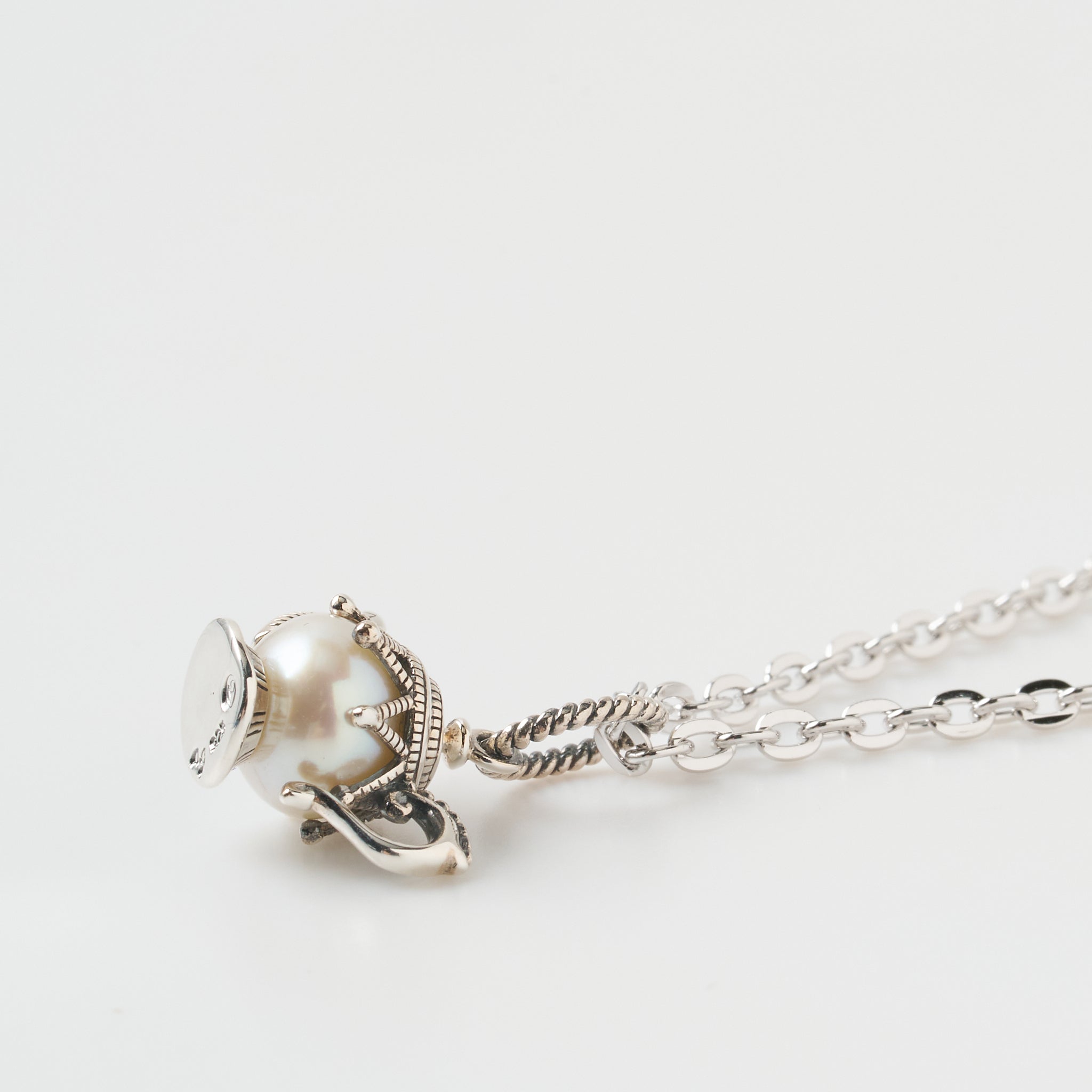 パール シルバーネックレス(淡水真珠/ティーポットモチーフ)《26A01402》