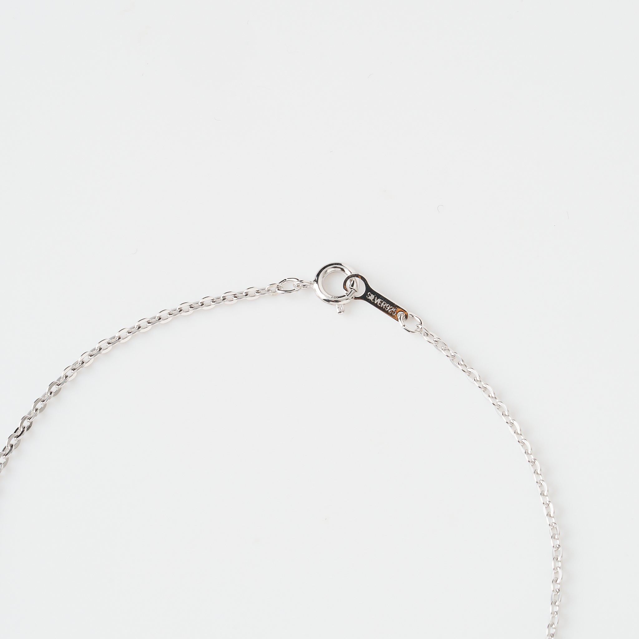 シルバーネックレス(ティーカップ＆ソーサーモチーフ)《26A01403》