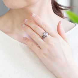 ホワイトトパーズ/ラブラドライト シルバーリング(リボンモチーフ)《26A01407》