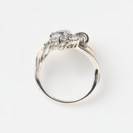 ホワイトトパーズ/ラブラドライト シルバーリング(リボンモチーフ)《26A01407》