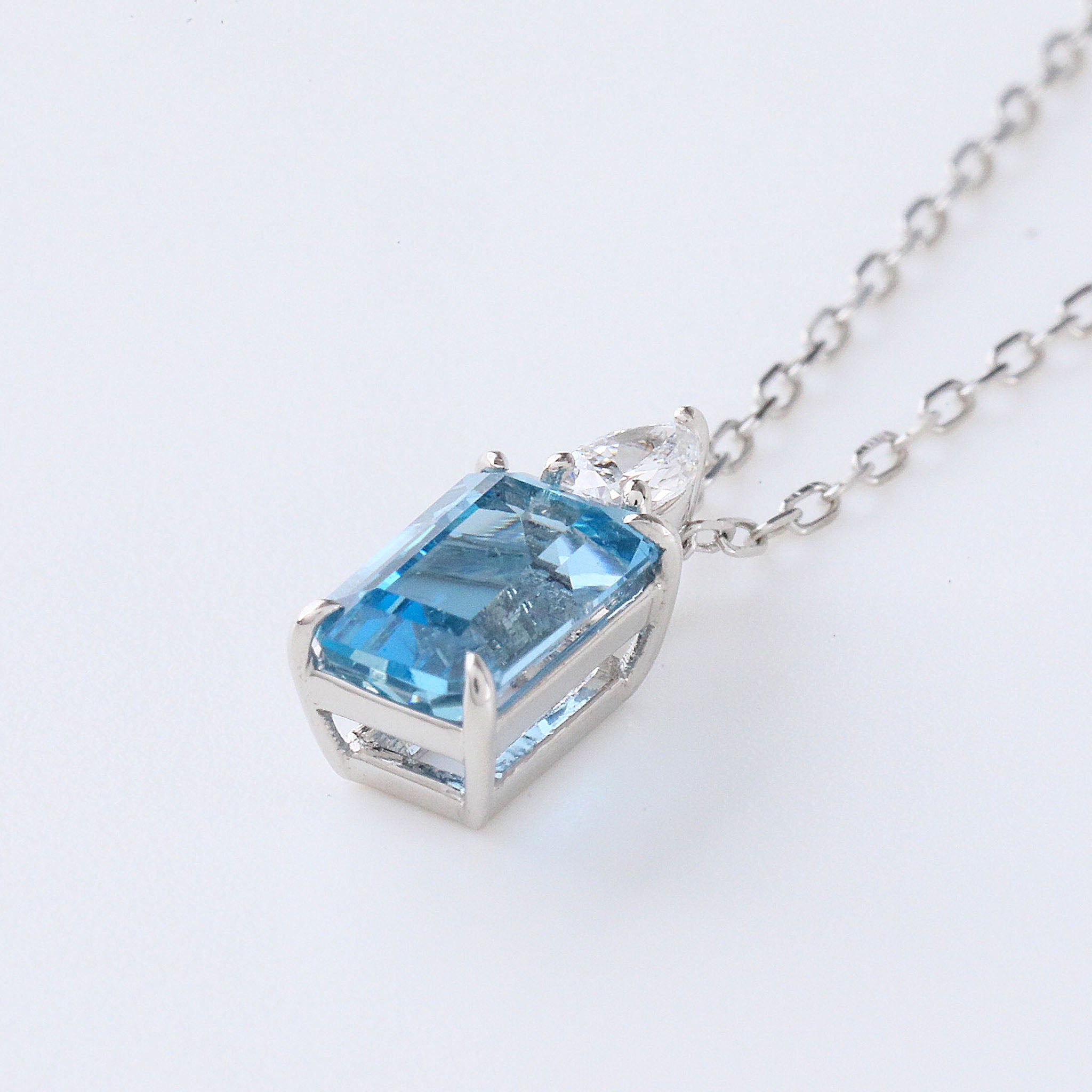 【限定1点】アクアマリン/ダイヤモンド プラチナネックレス(ステップカット/3月誕生石)《26A01602》
