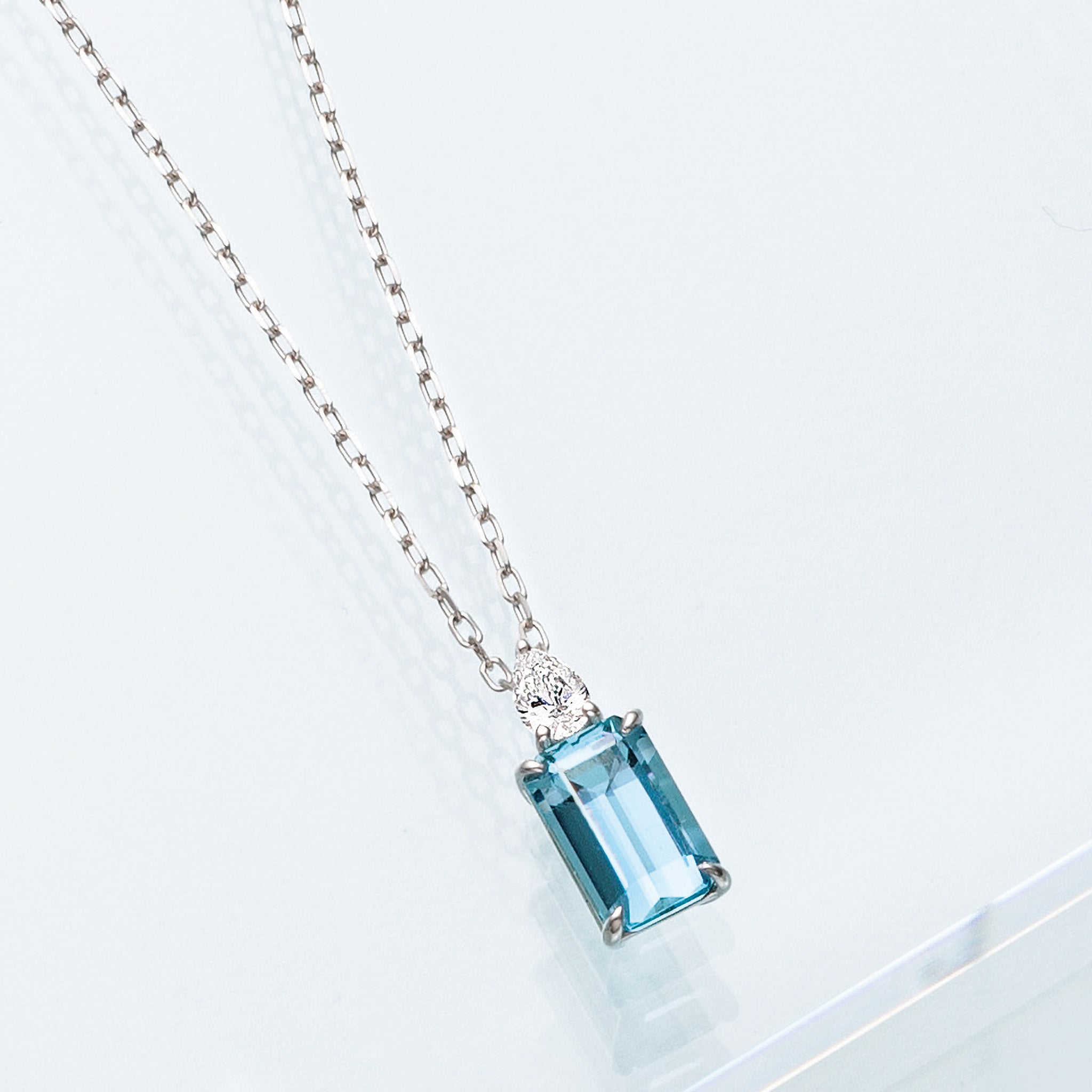 【限定1点】アクアマリン/ダイヤモンド プラチナネックレス(ステップカット/3月誕生石)《26A01602》
