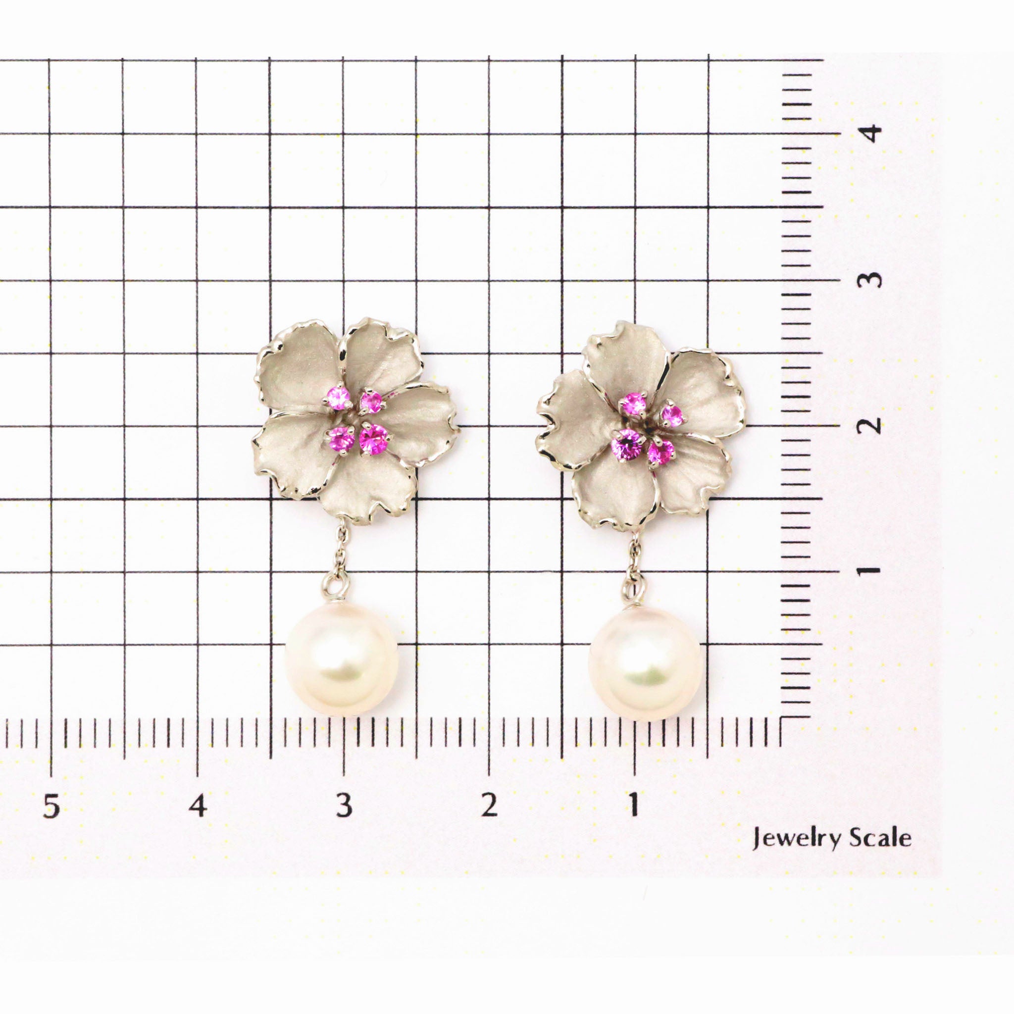 パール/ピンクサファイア プラチナピアス(アコヤ真珠/桜モチーフ/9月誕生石)《26A01701》