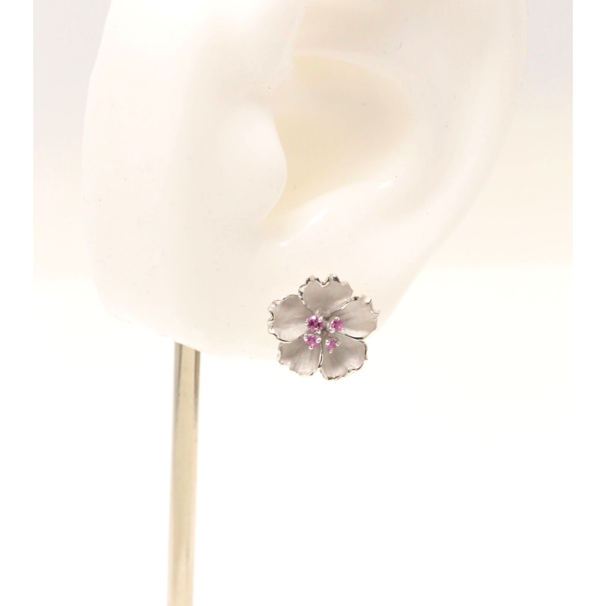 パール/ピンクサファイア プラチナピアス(アコヤ真珠/桜モチーフ/9月誕生石)《26A01701》