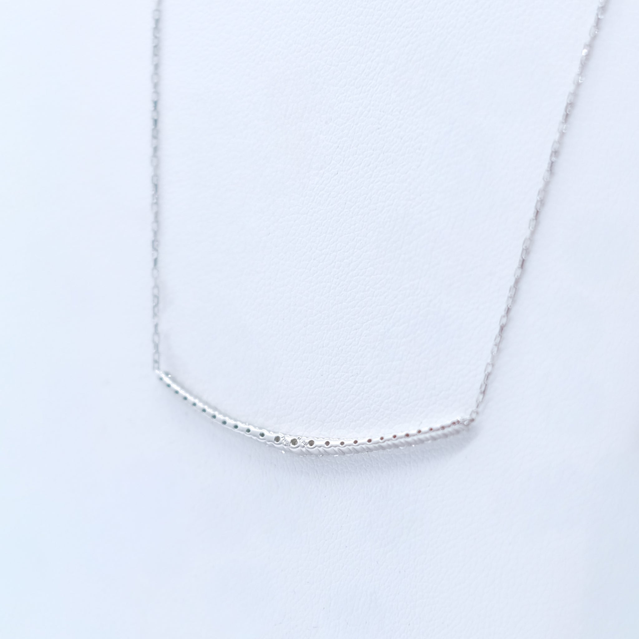 ダイヤモンドプラチナネックレス(4月誕生石)《26A01803》