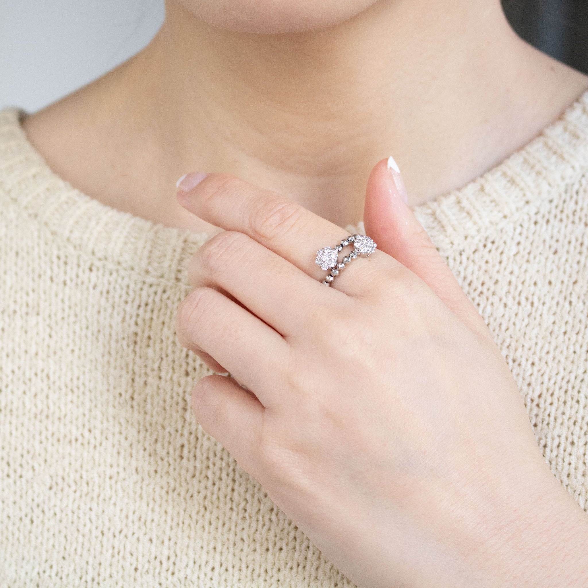 ダイヤモンド プラチナリング(フリーサイズ/フラワーモチーフ/4月誕生石)《26A01805》