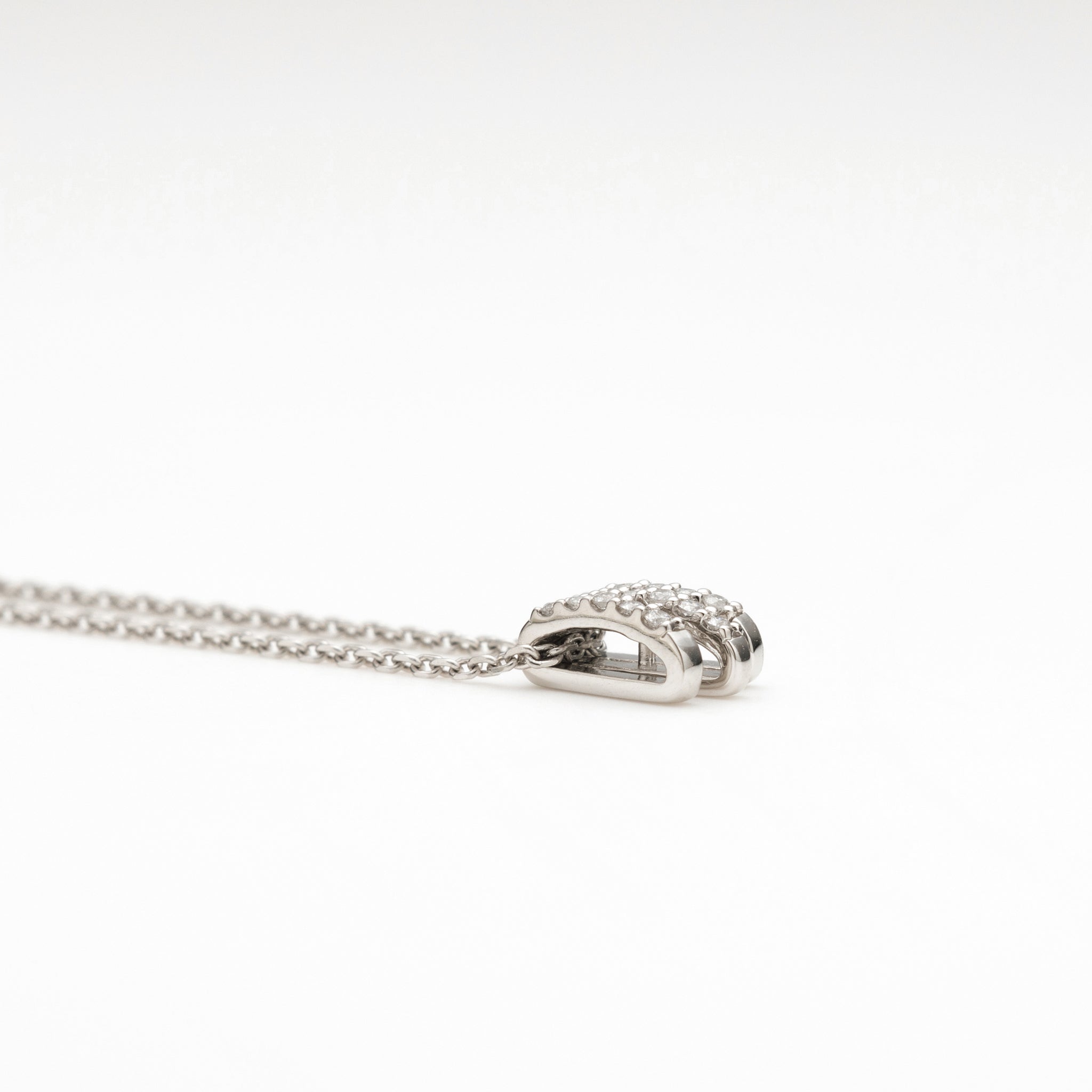 ダイヤモンド プラチナネックレス(4月誕生石)《26A02405》