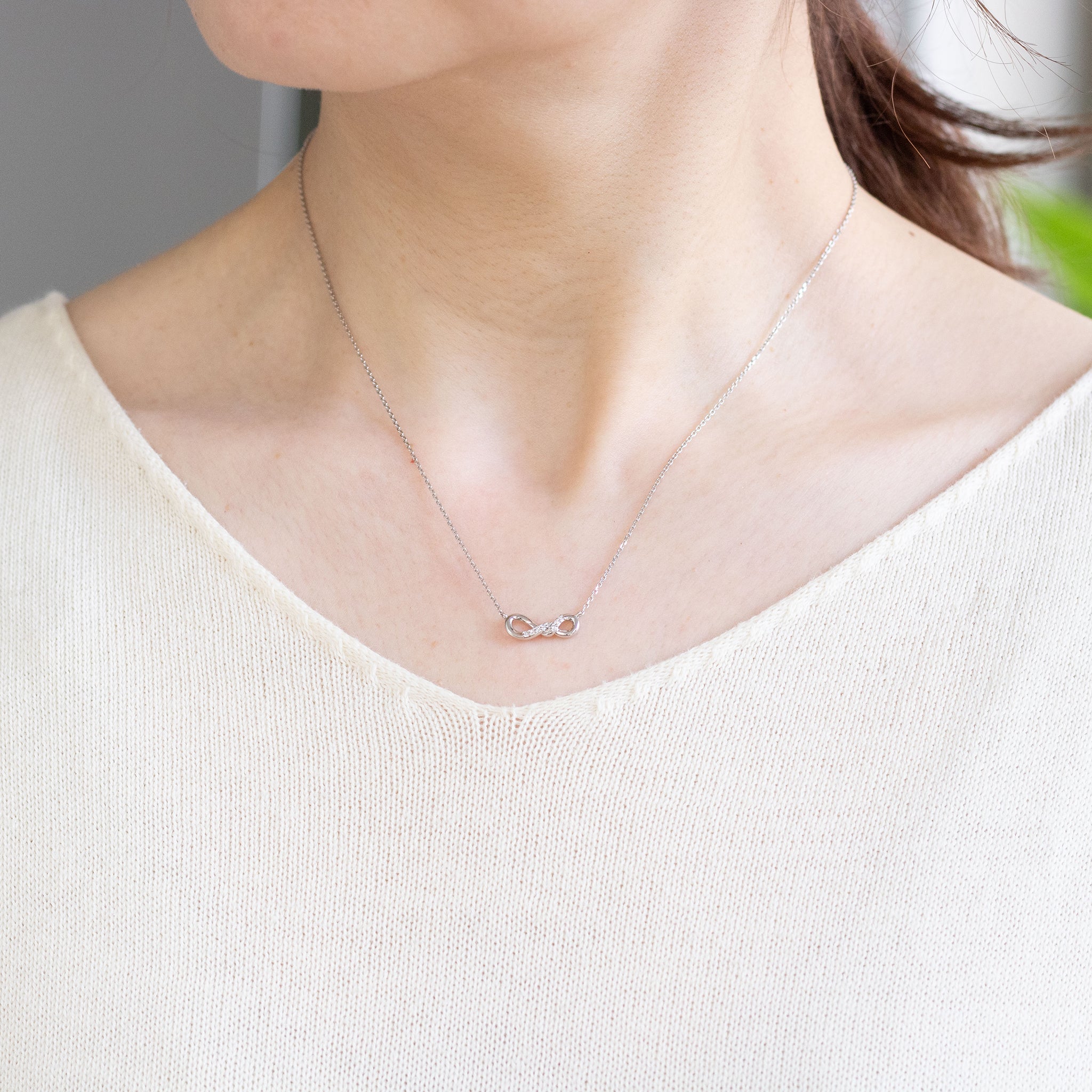 ダイヤモンド プラチナネックレス(4月誕生石)《26A02504》