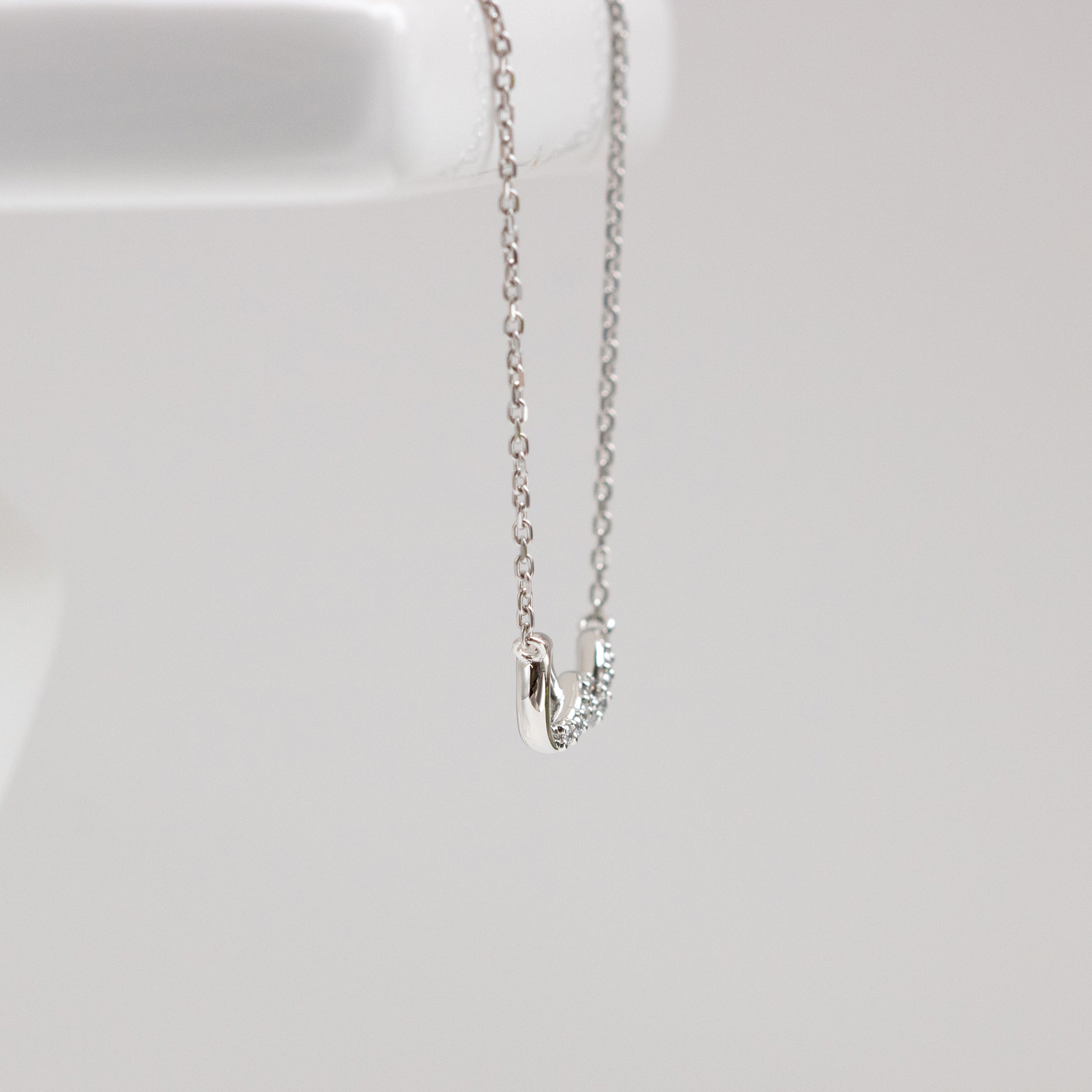 ダイヤモンド プラチナネックレス(4月誕生石)《26A02504》