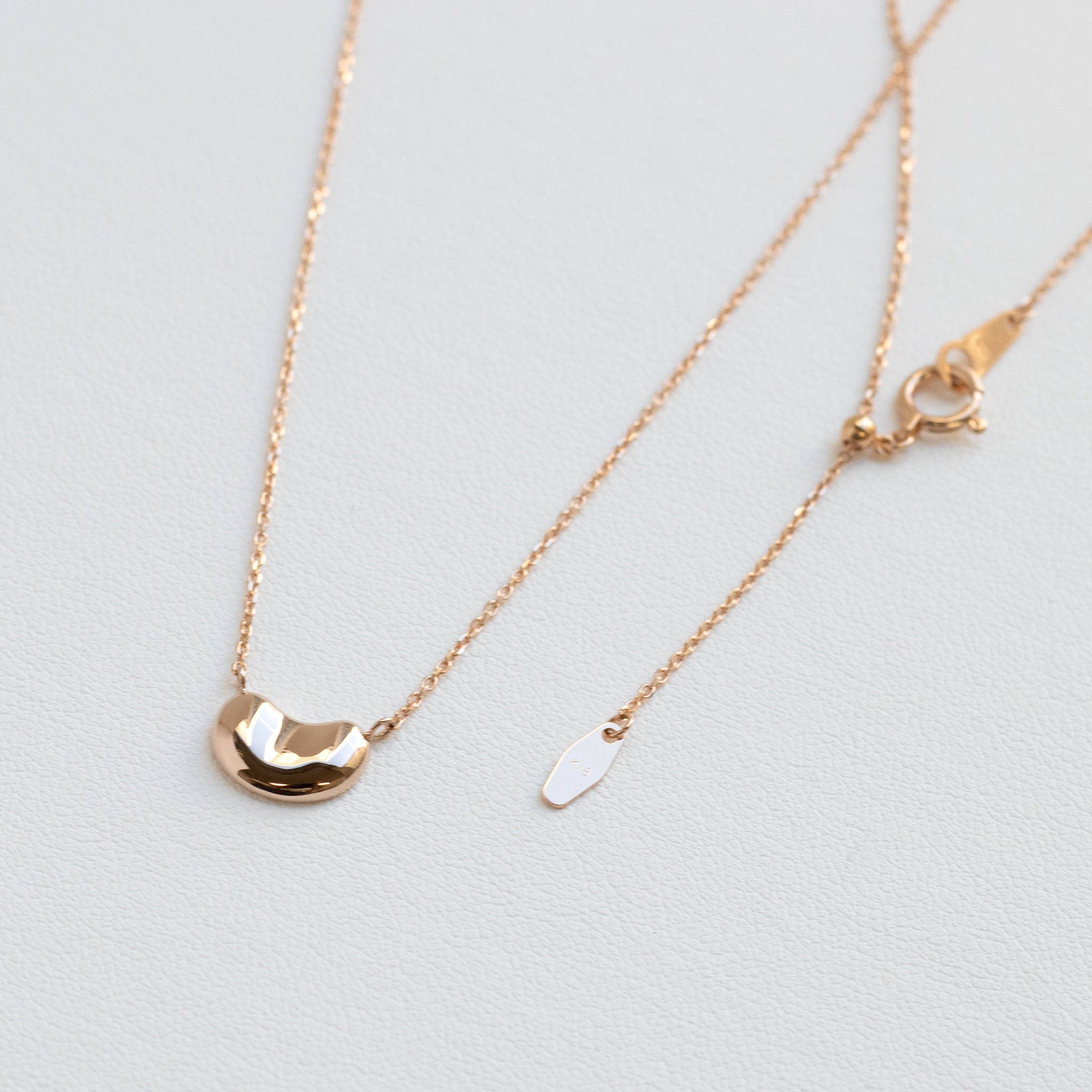 K18ネックレス(ビーンズモチーフ)《26A02609》