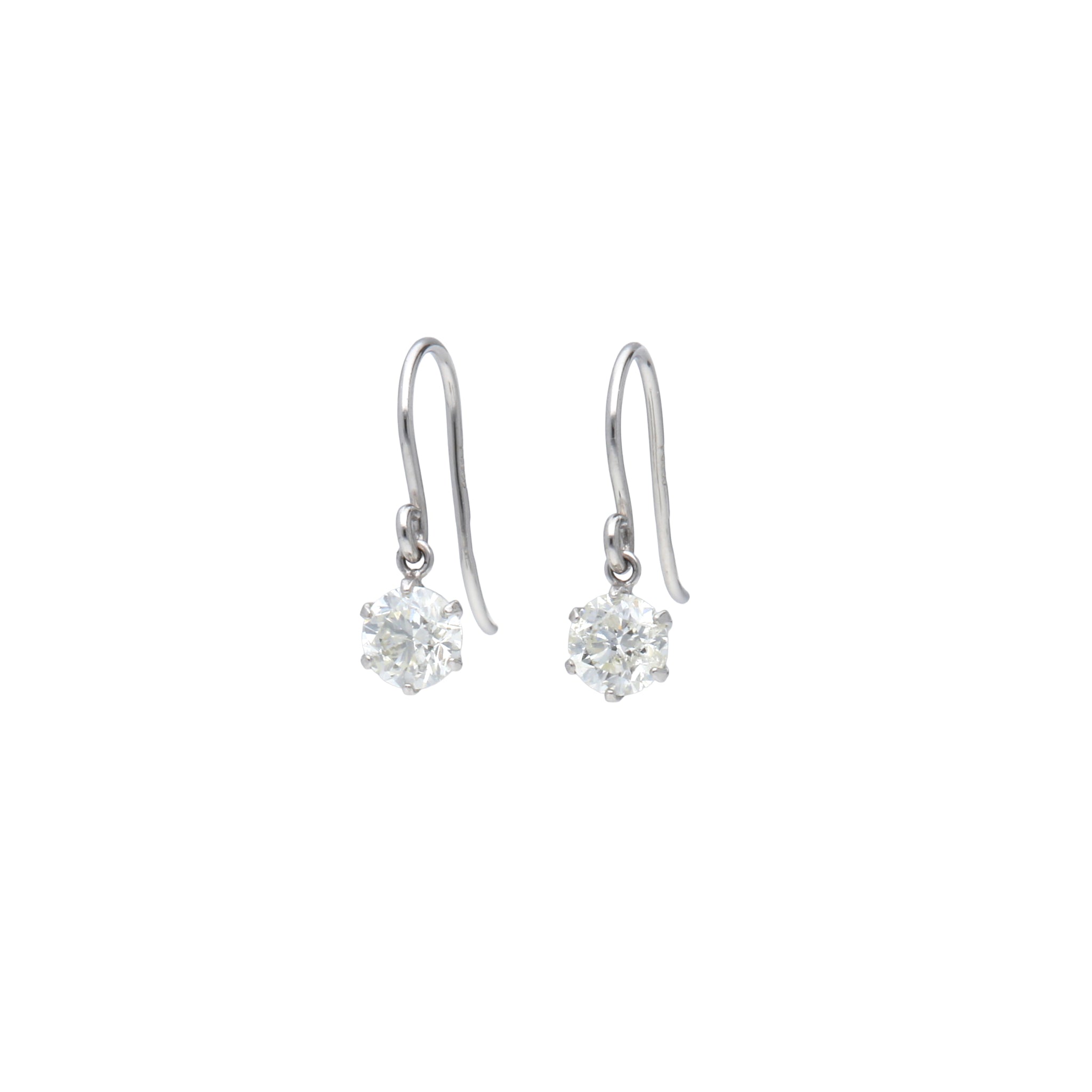 ダイヤモンド プラチナピアス(計0.4カラット/4月誕生石)《26A02802》