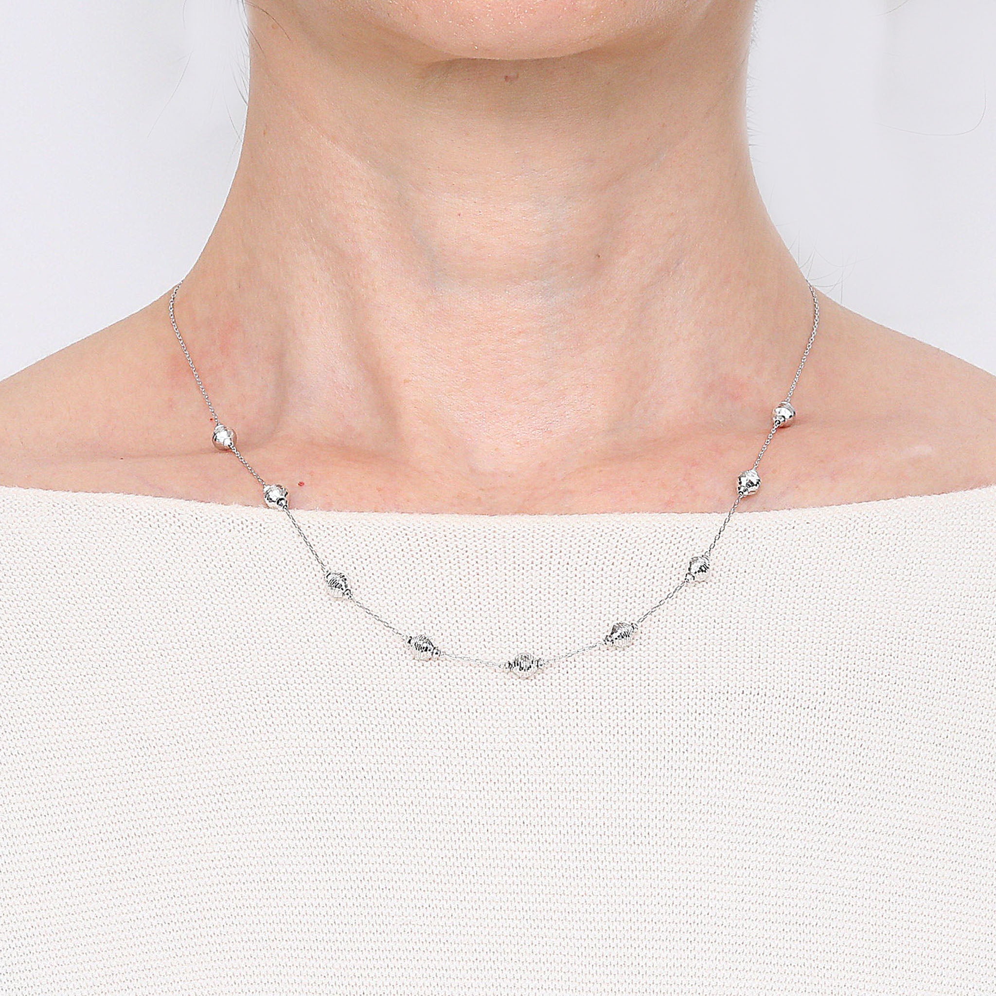 プラチナネックレス(ステーション)《26A02909》