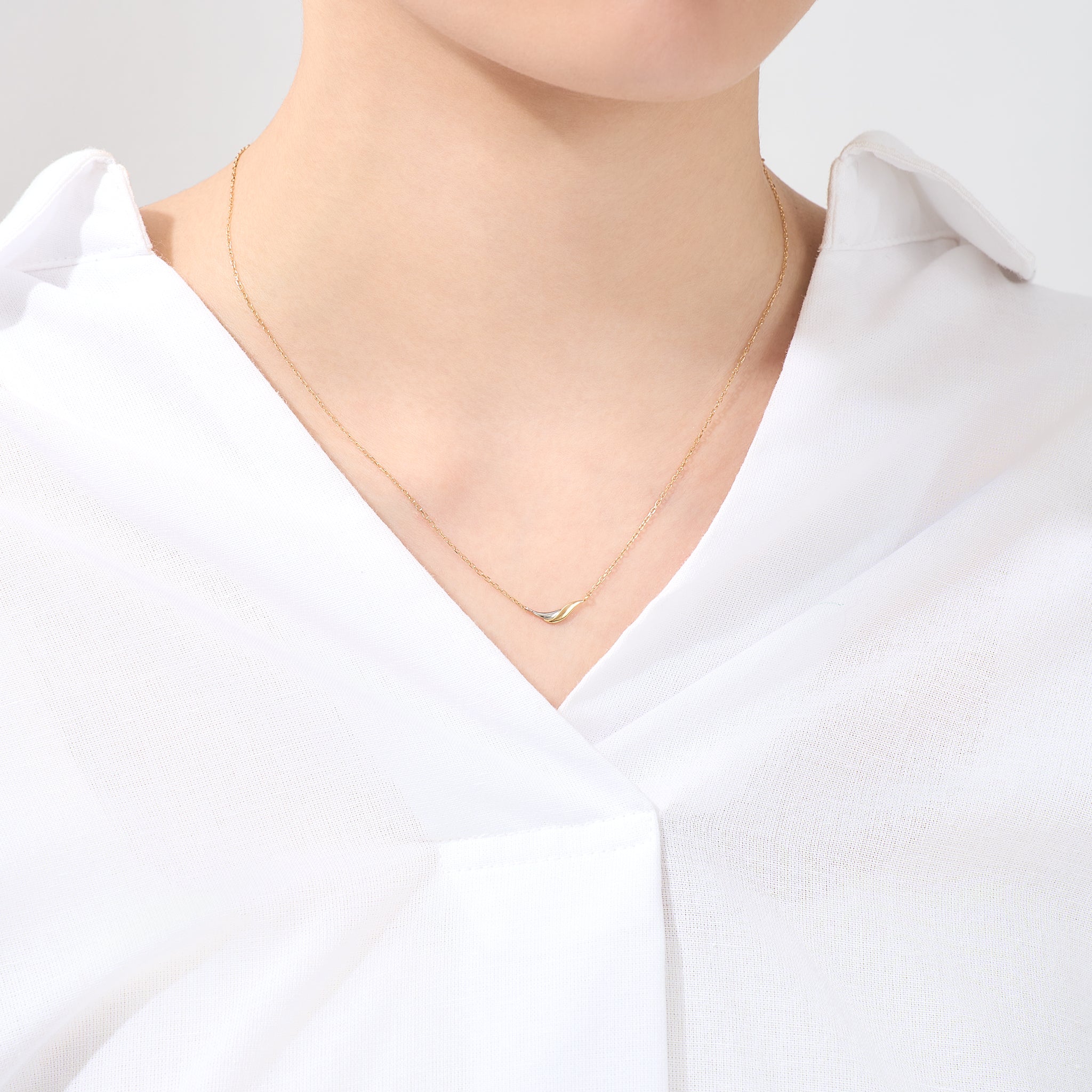 K18/プラチナネックレス(コンビカラー)《26A03406》