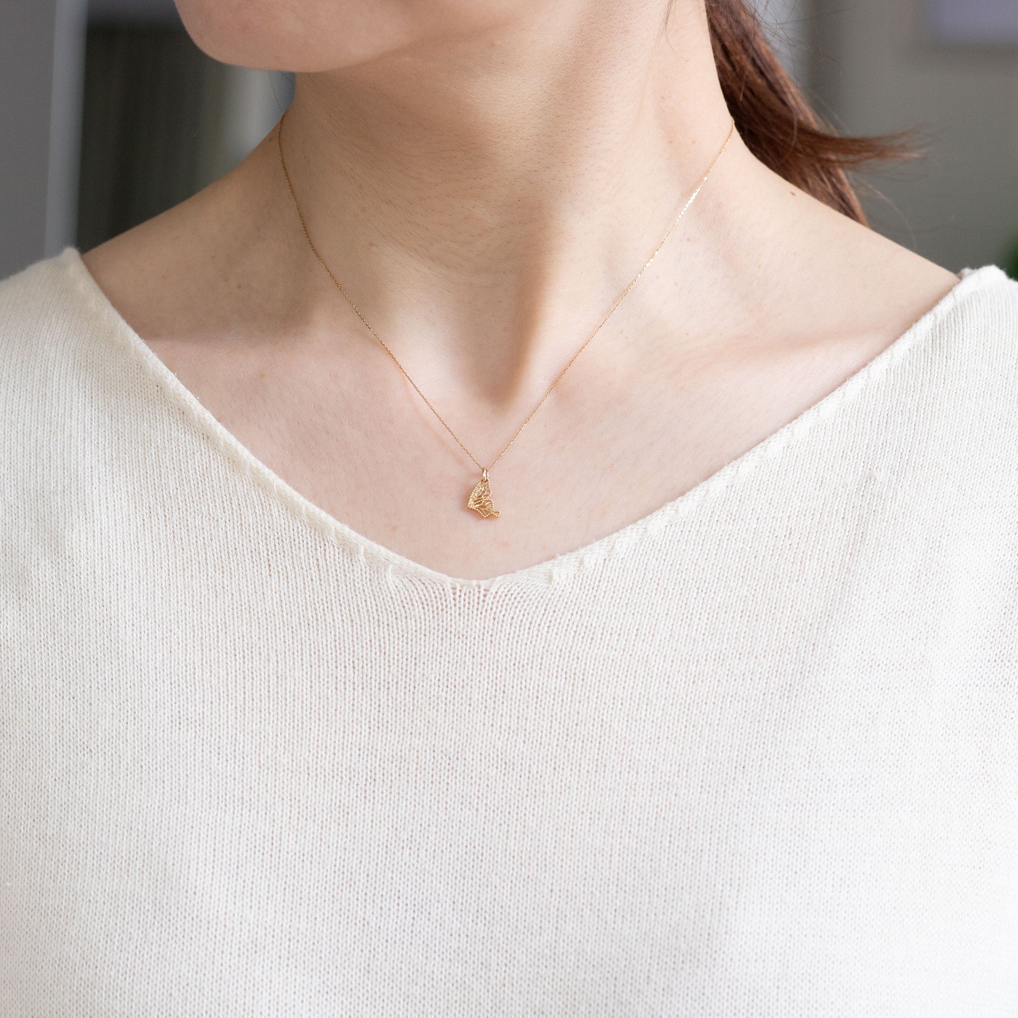 ダイヤモンド K10ネックレス(蝶モチーフ/4月誕生石)《26A03507》