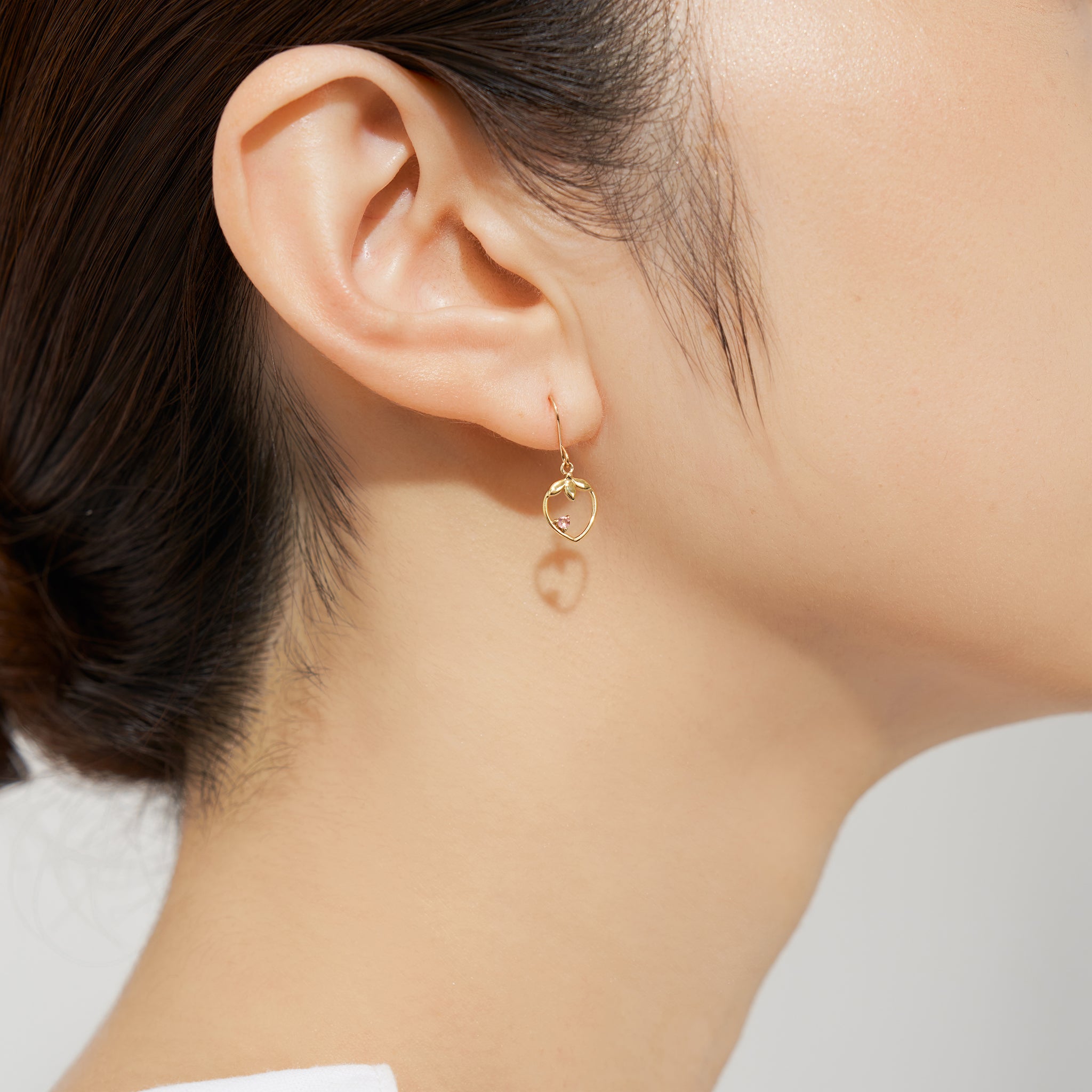 ピンクトルマリン K10ピアス(イチゴモチーフ/10月誕生石)《26A03705》