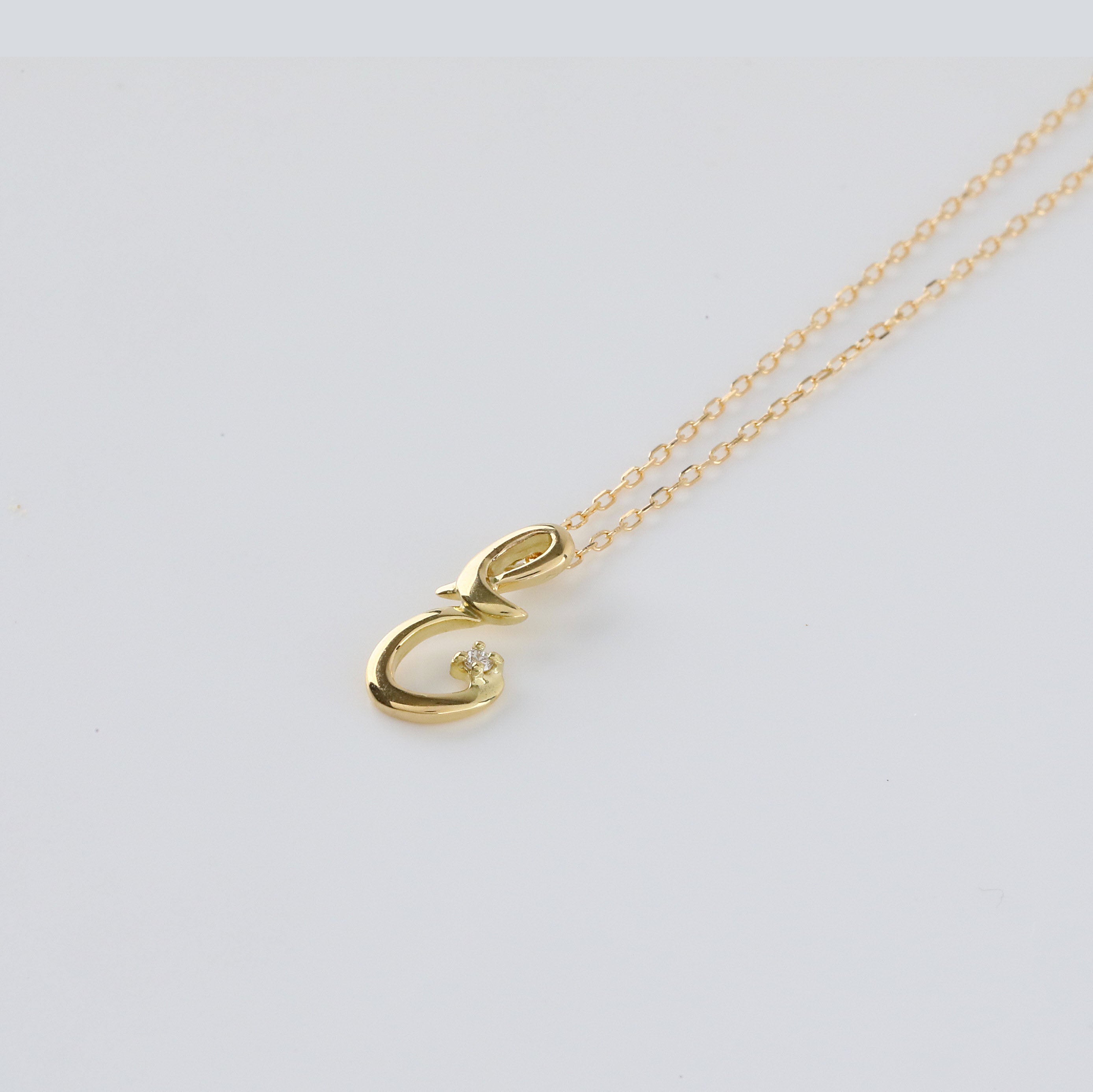 ダイヤモンド K10ネックレス(イニシャル/E/4月誕生石)《26A03708ｰE》