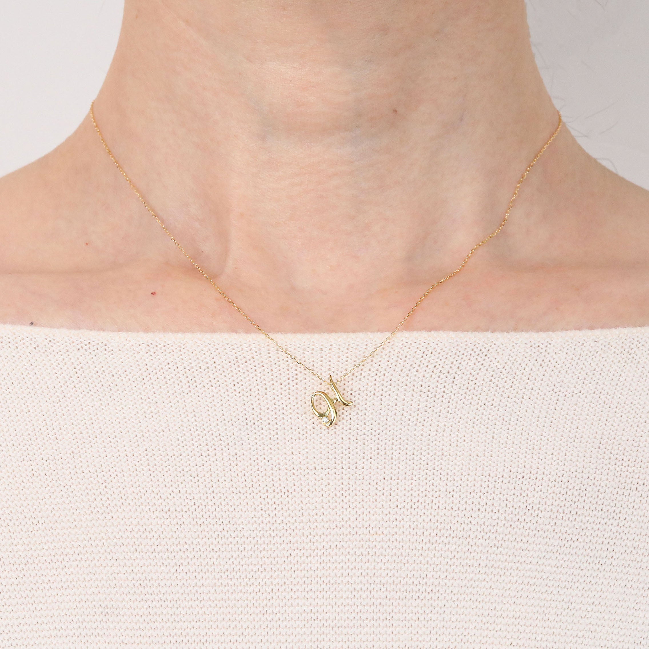 ダイヤモンド K10ネックレス(イニシャル/H/4月誕生石)《26A03708ｰH》