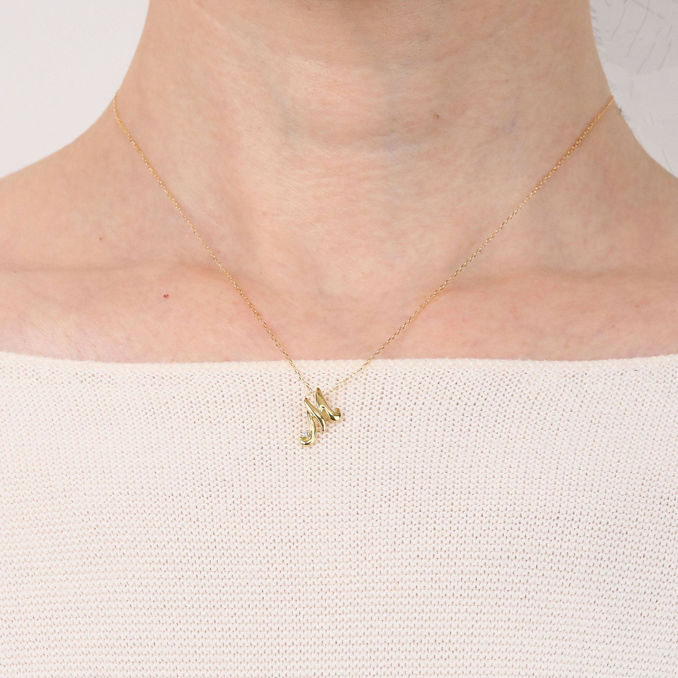 ダイヤモンド K10ネックレス(イニシャル/M/4月誕生石)《26A03708ｰM》