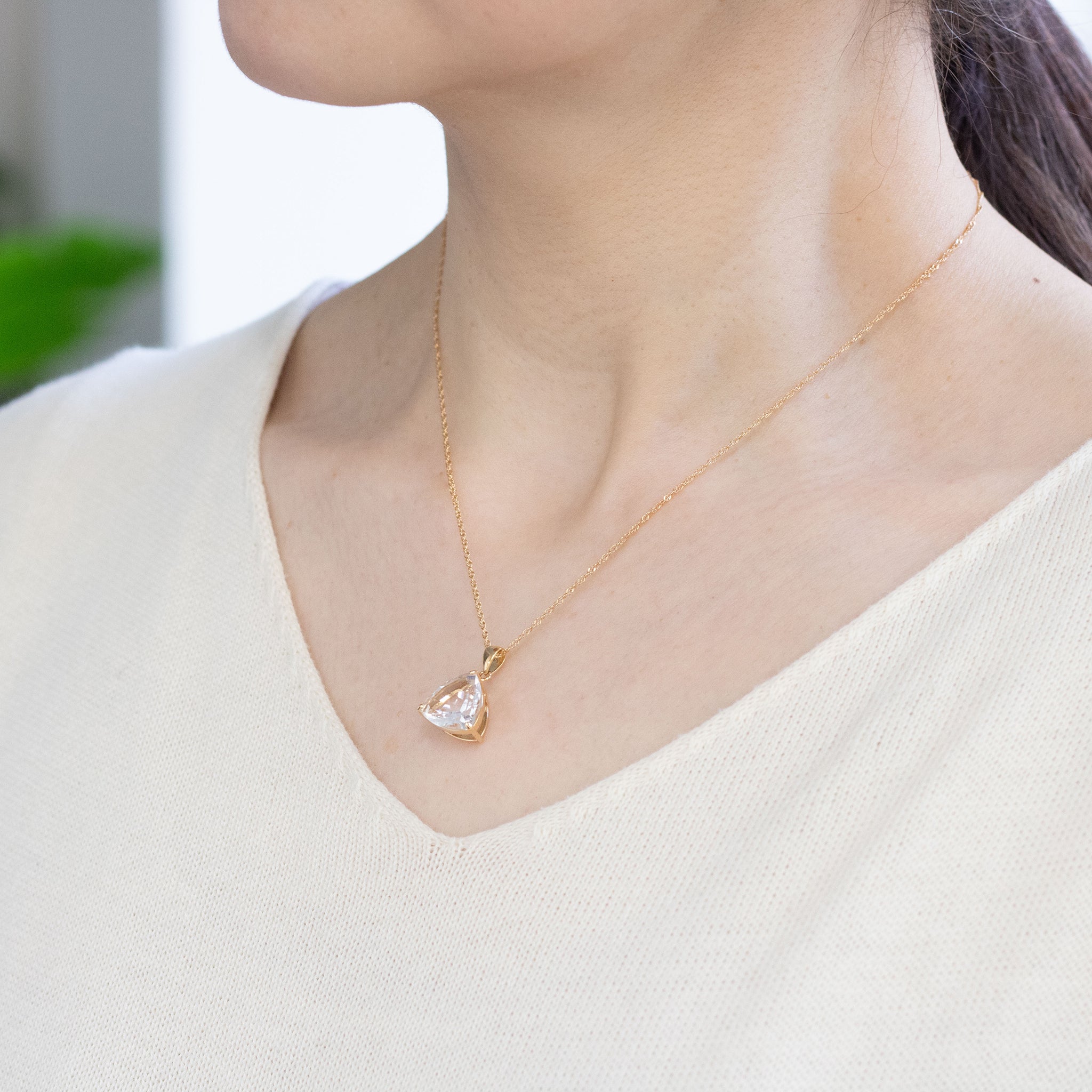 ロッククリスタル K18ペンダントトップ(トリリアントカット)《26A03801》