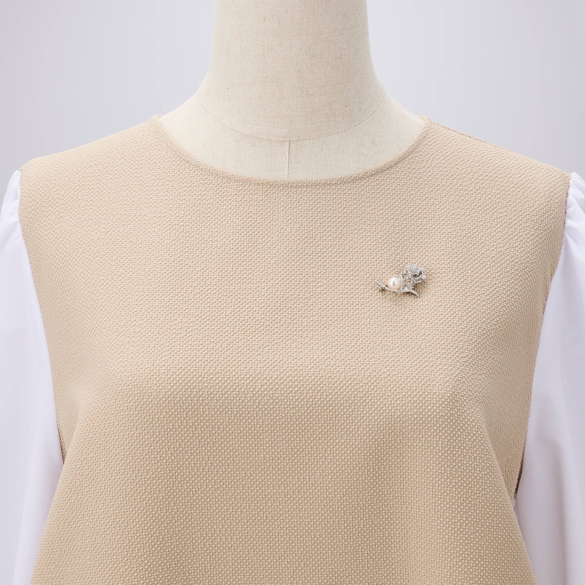 パール シルバーブローチ(アコヤ真珠/カーネーションモチーフ/6月誕生石)《26A03906》