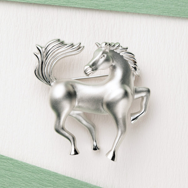 シルバーブローチ（馬モチーフ）《26A04205》 | 京セラジュエリー