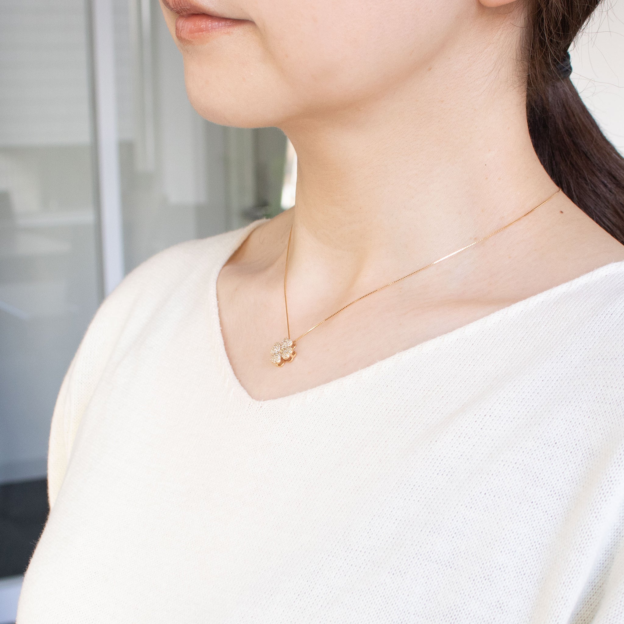 ダイヤモンド K18ネックレス(クローバーモチーフ/4月誕生石)《26C20116》