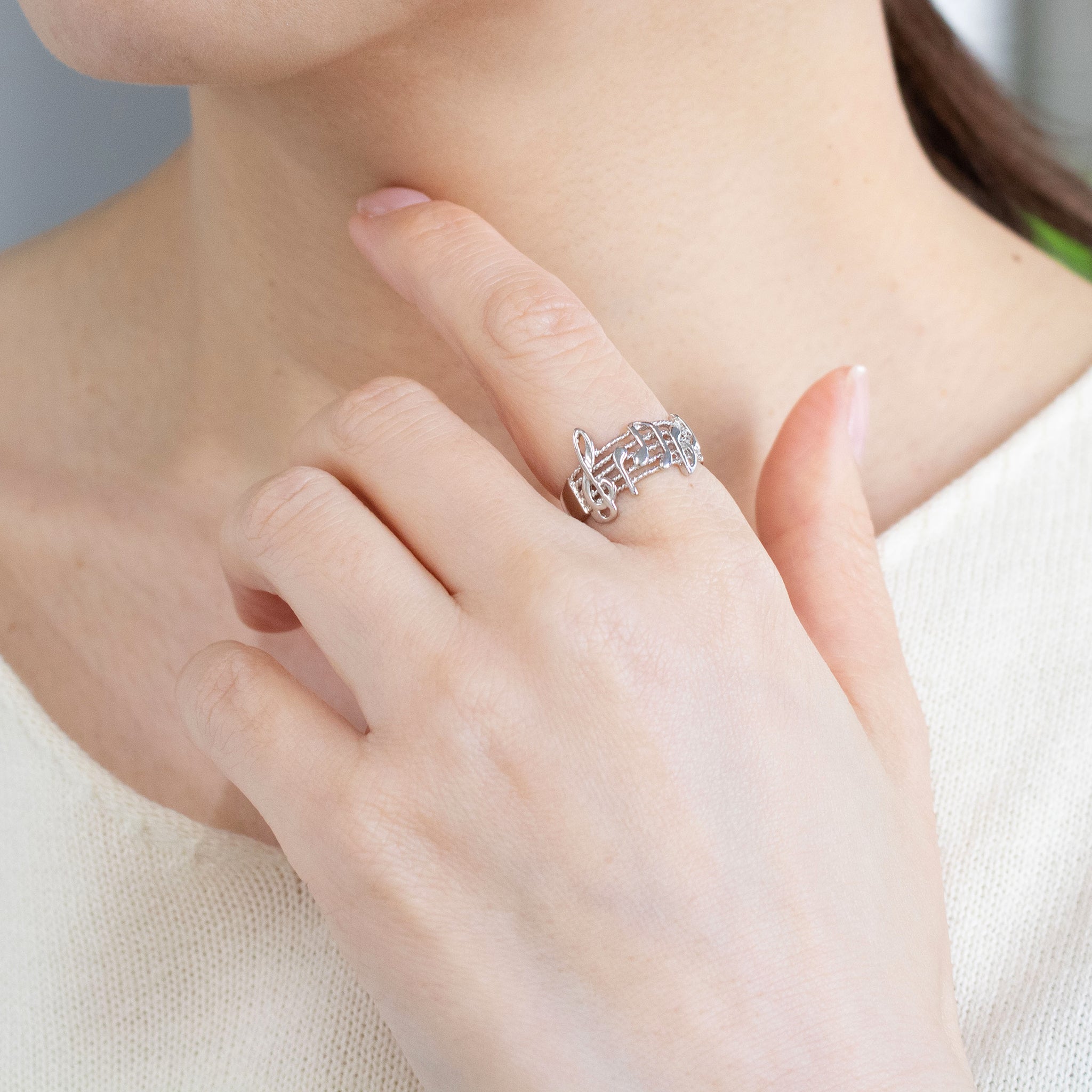 プラチナリング(音符モチーフ)《26C20123》