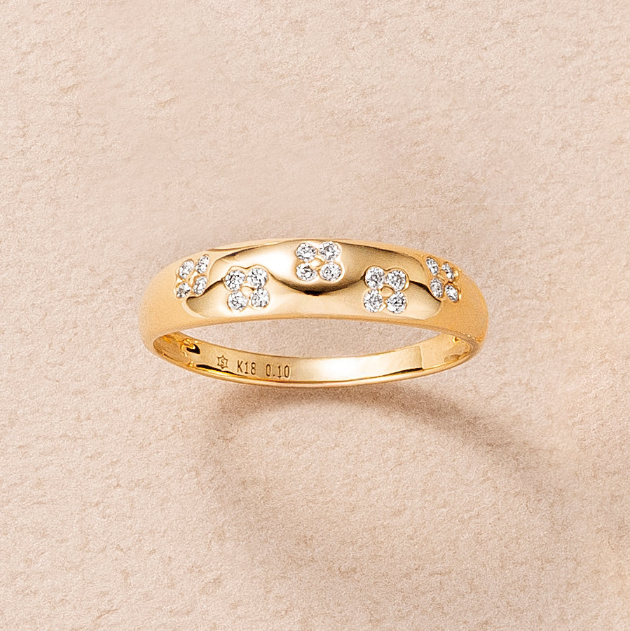 ダイヤモンド K18リング(フラワーモチーフ/4月誕生石)《26C30111》